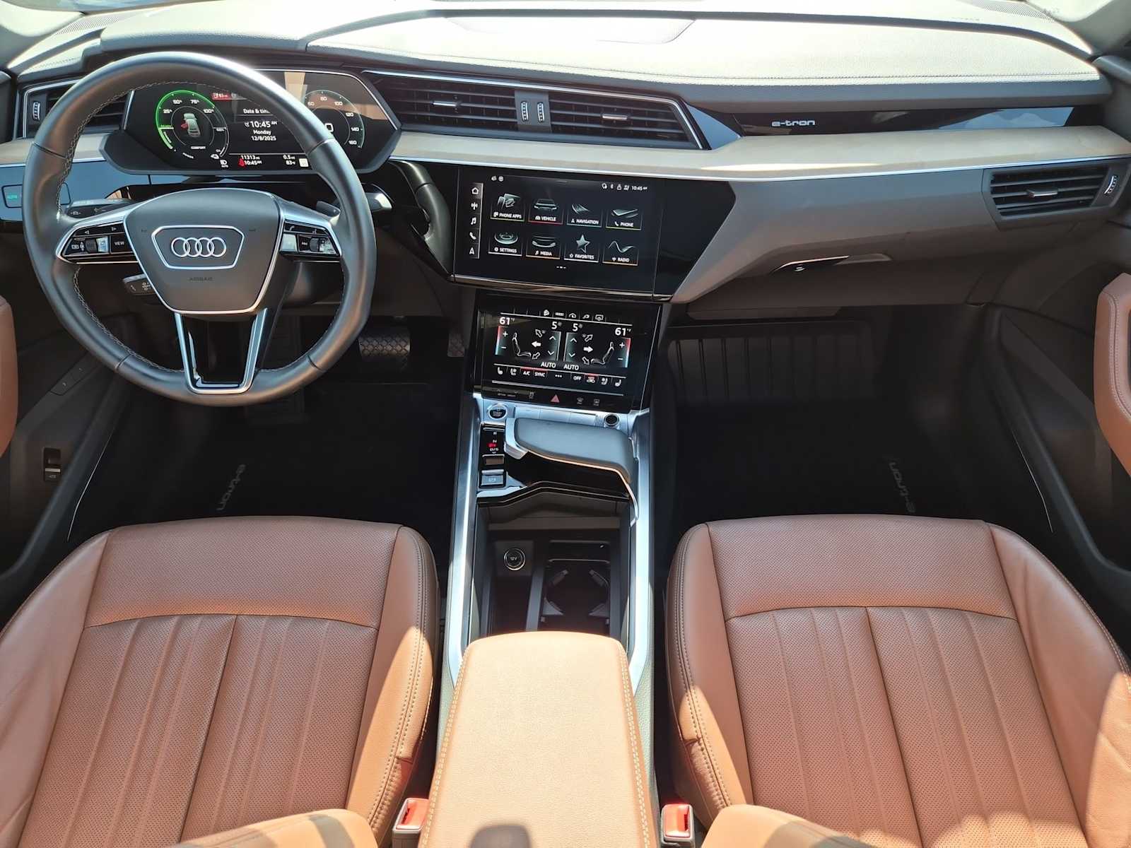 Thumbnail: 2024 Audi Q8 e-tron - 14