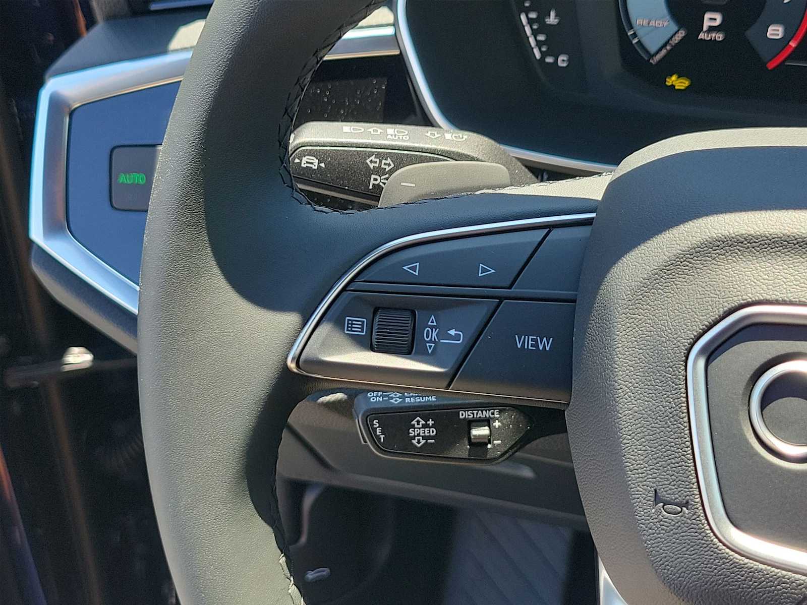 Thumbnail: 2025 Audi Q3 - 21