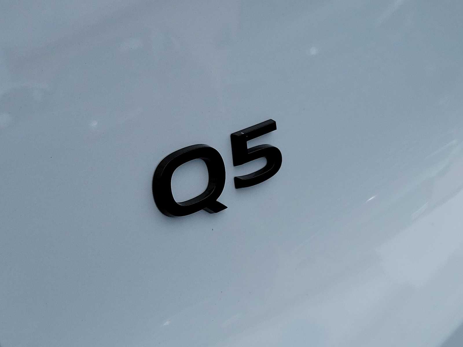 Thumbnail: 2026 Audi Q5 - 11