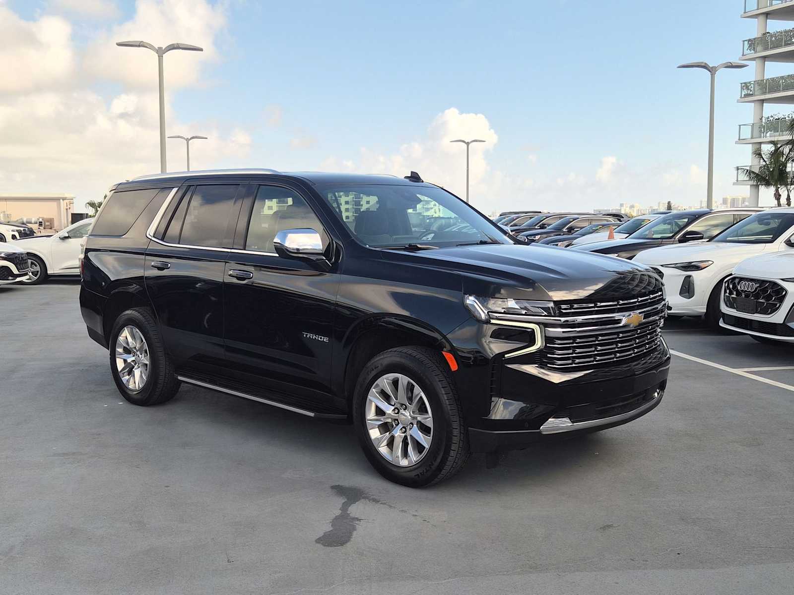 Thumbnail: 2023 Chevrolet Tahoe - 8