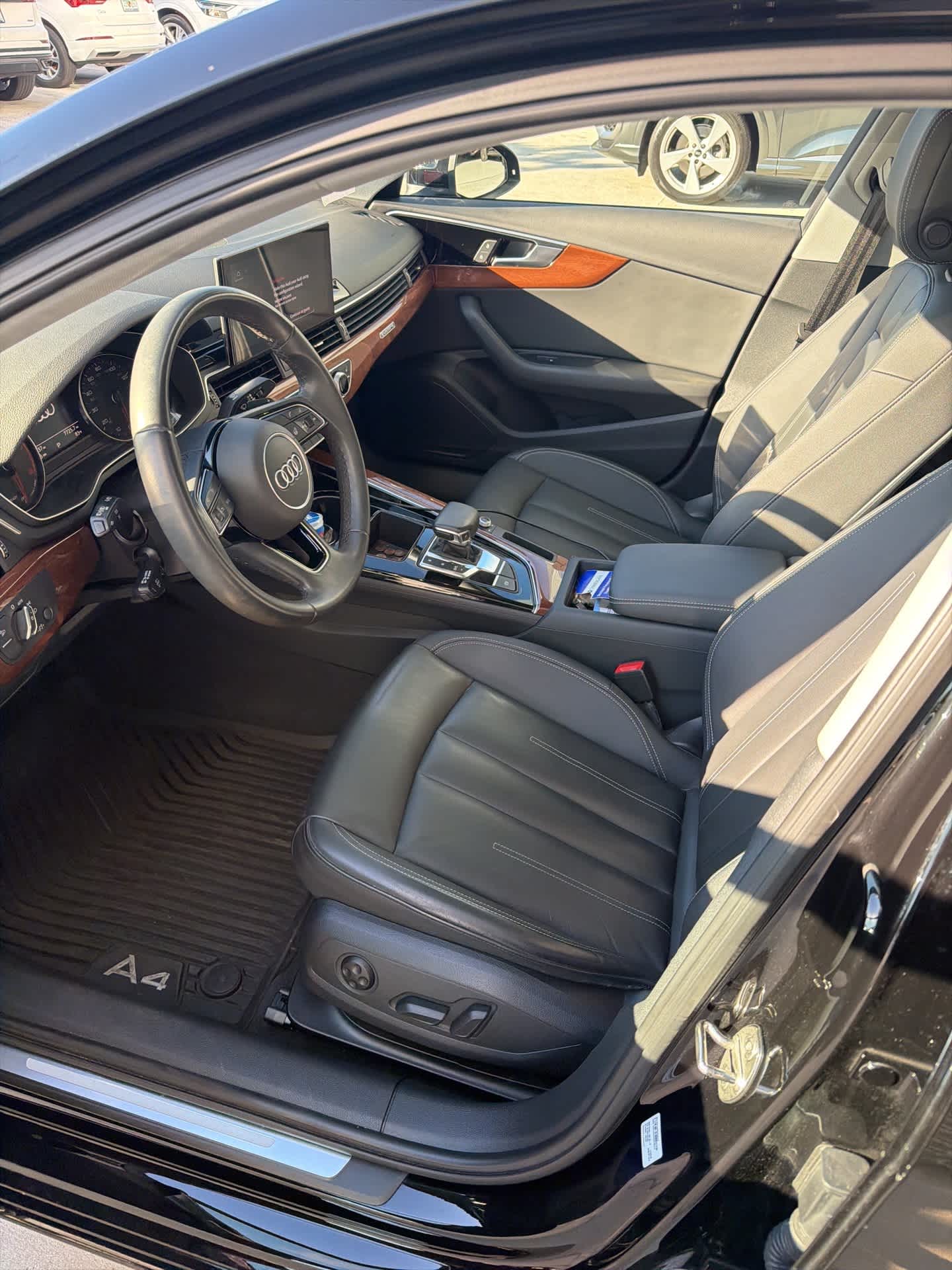 Thumbnail: 2023 Audi A4 - 4