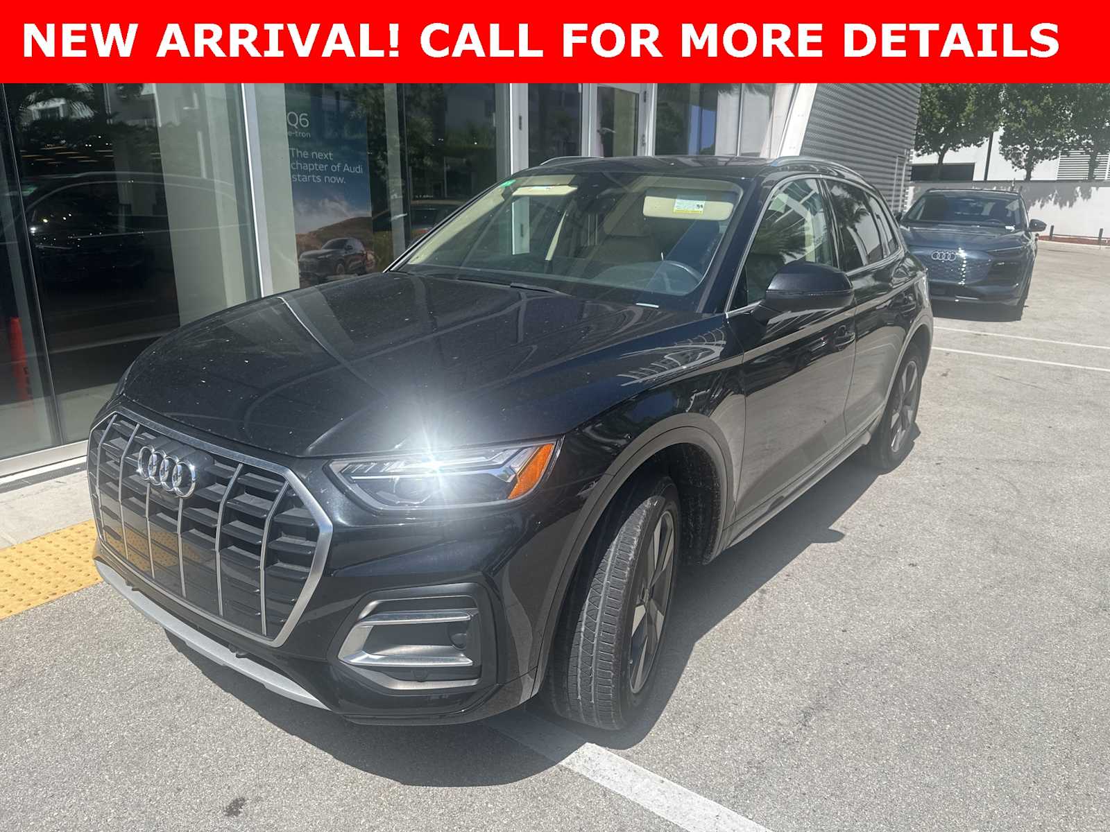 Thumbnail: 2022 Audi Q5 - 1