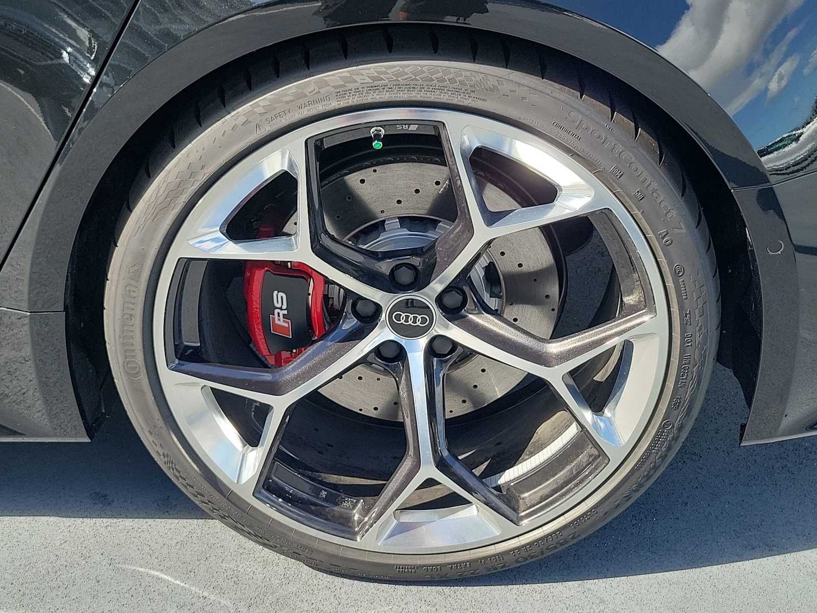 Thumbnail: 2026 Audi RS 7 - 12