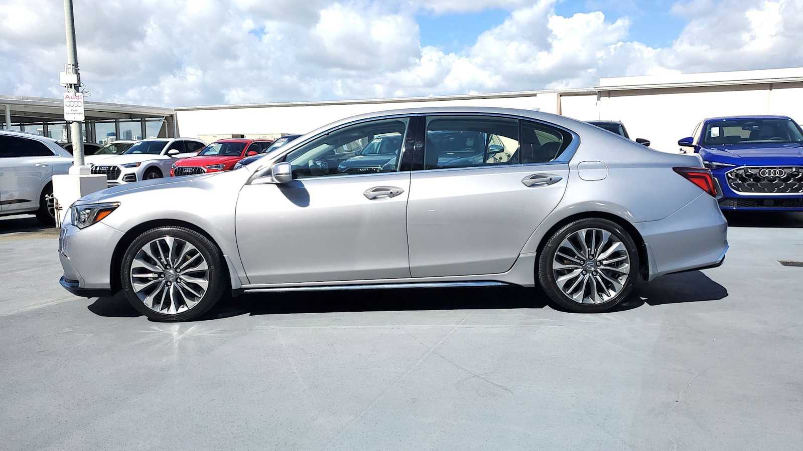 Thumbnail: 2020 Acura RLX - 3