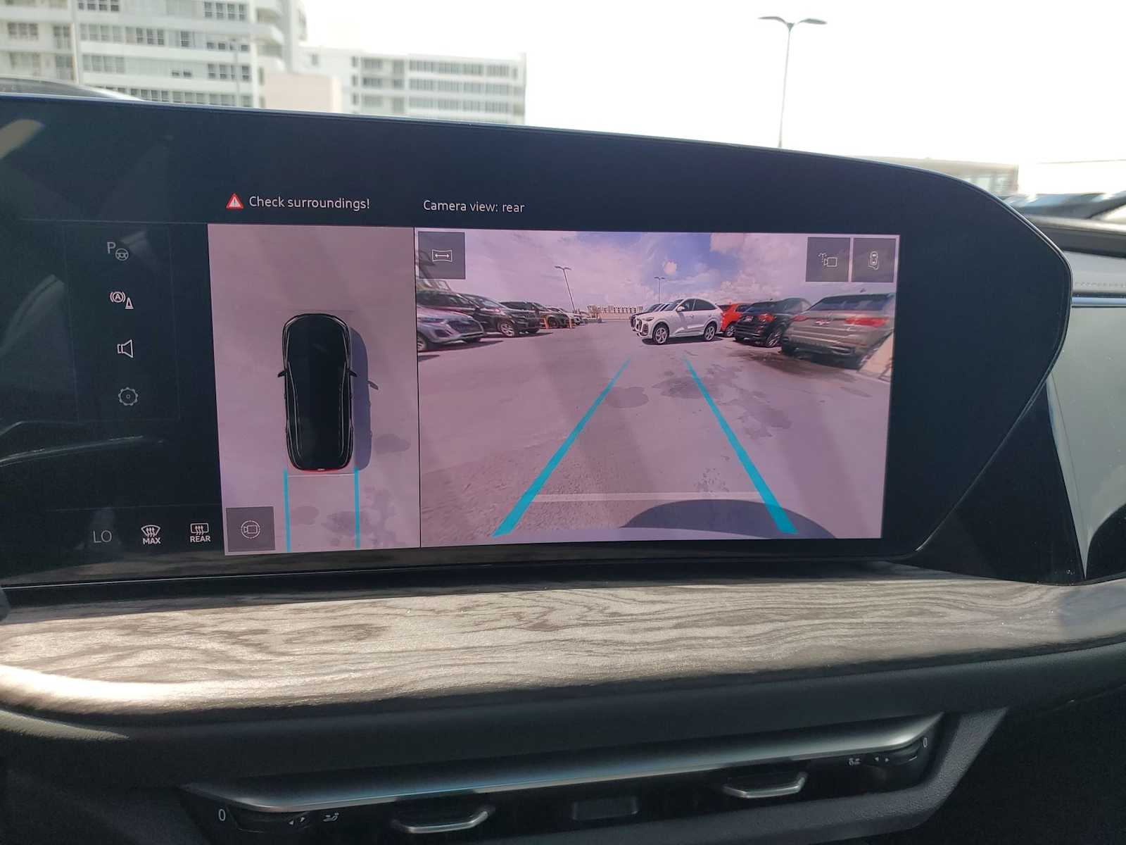 Thumbnail: 2025 Audi Q5 - 21