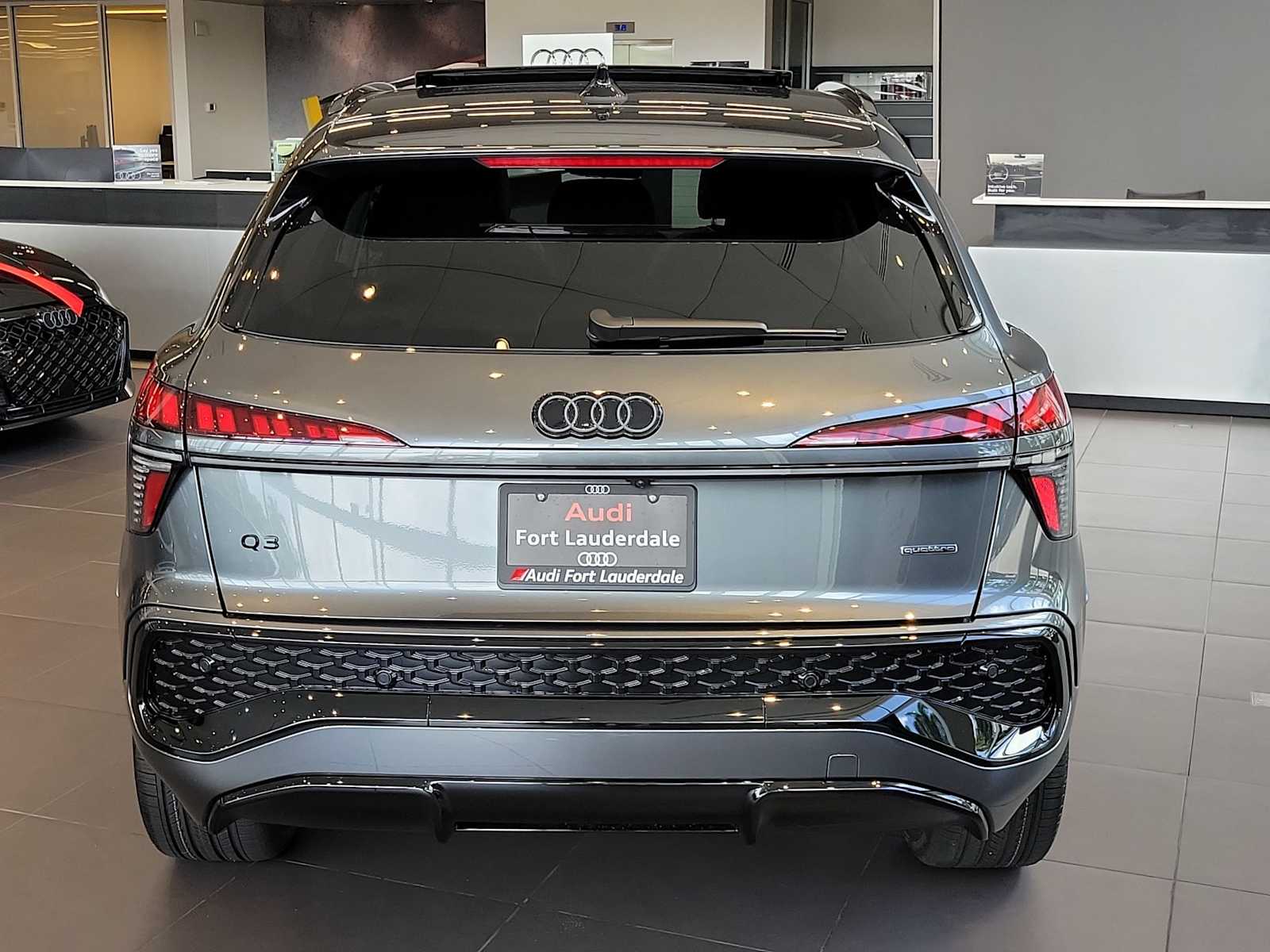 Thumbnail: 2026 Audi Q3 - 5
