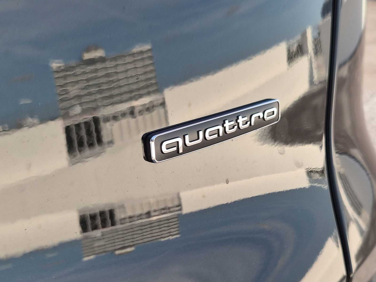 Thumbnail: 2025 Audi Q5 - 11