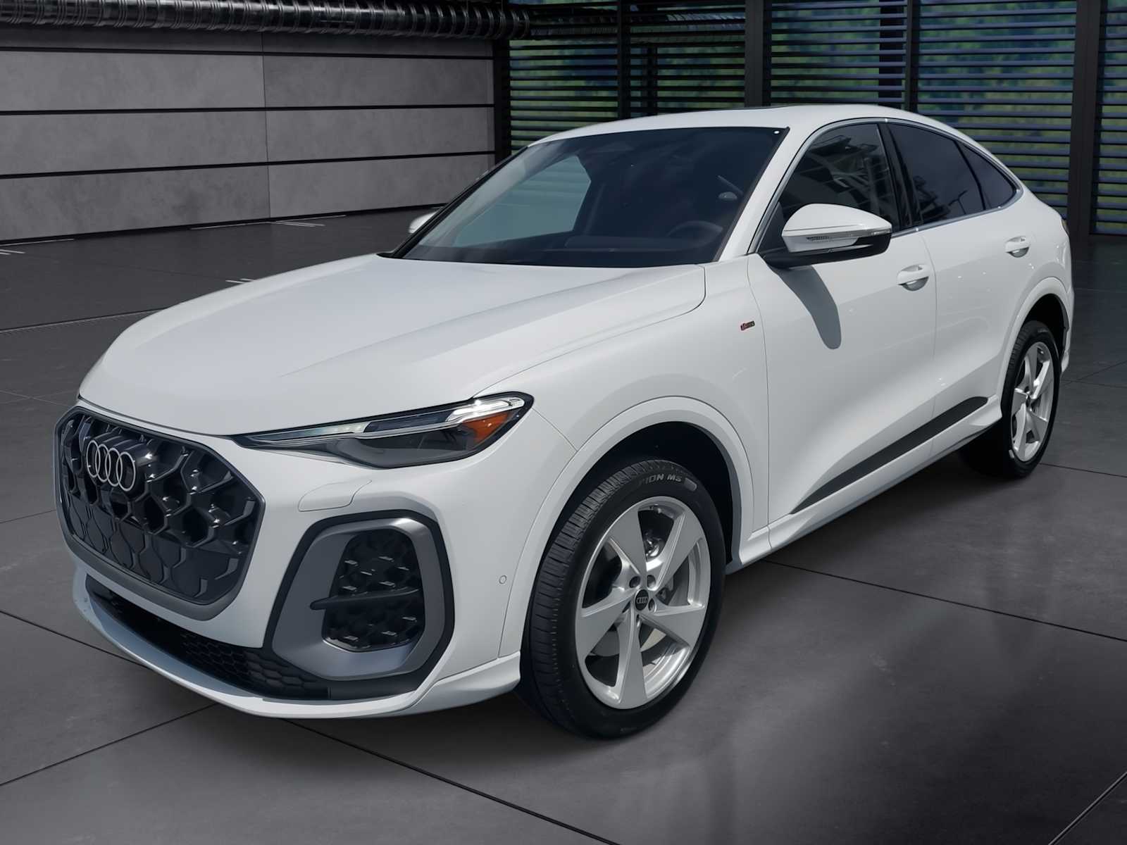 Thumbnail: 2025 Audi Q5 - 1