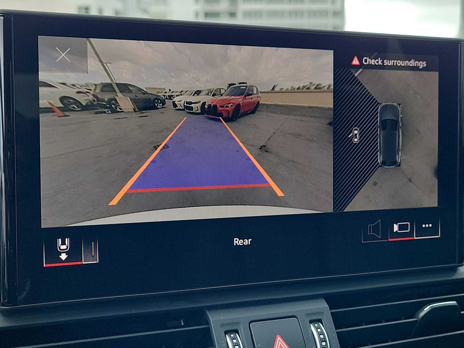 Thumbnail: 2023 Audi Q5 - 24