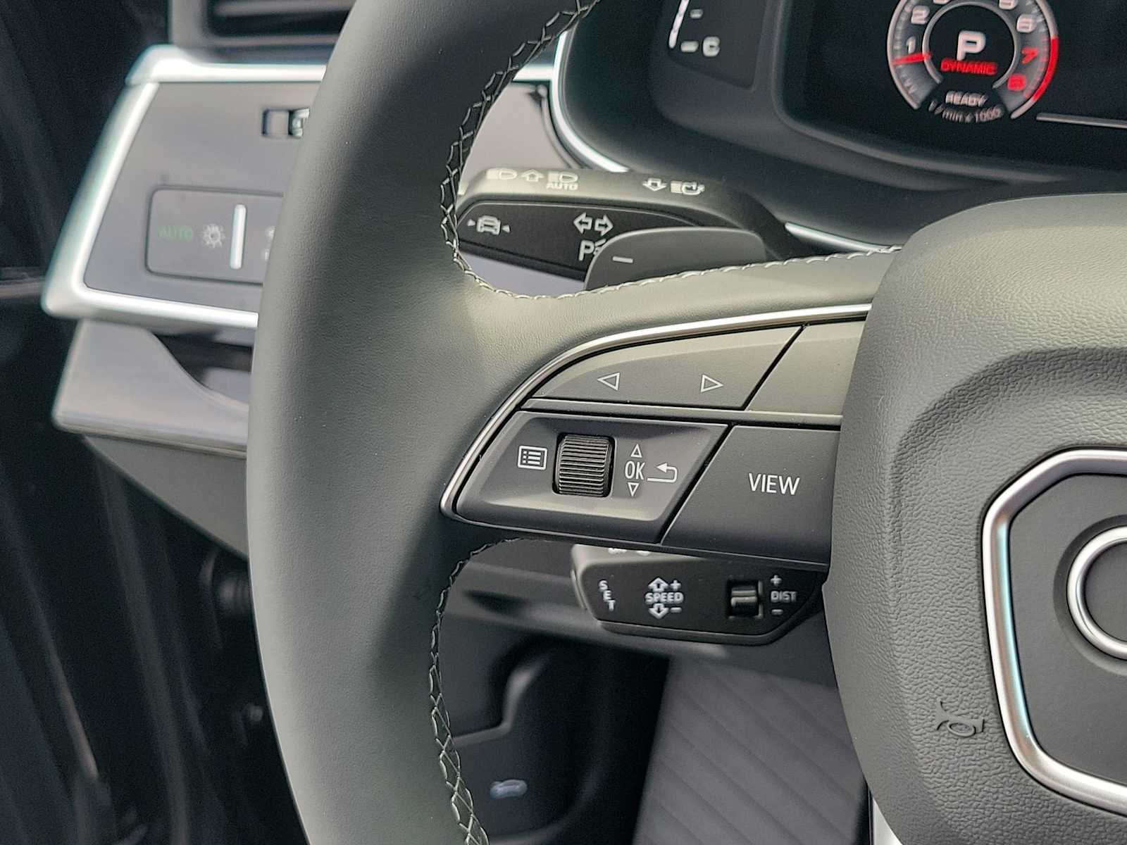 Thumbnail: 2025 Audi Q8 - 21