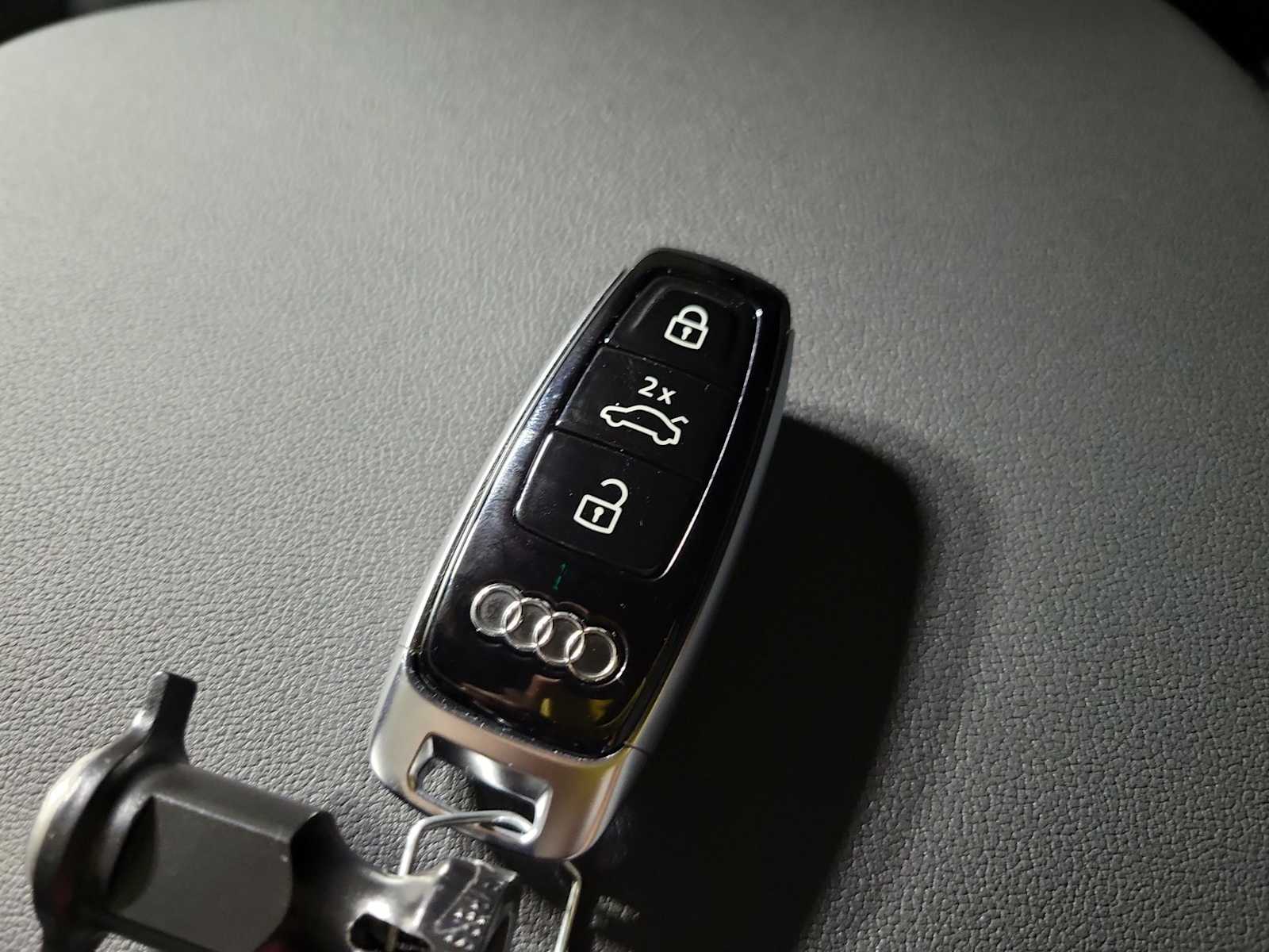 Thumbnail: 2026 Audi Q8 - 29