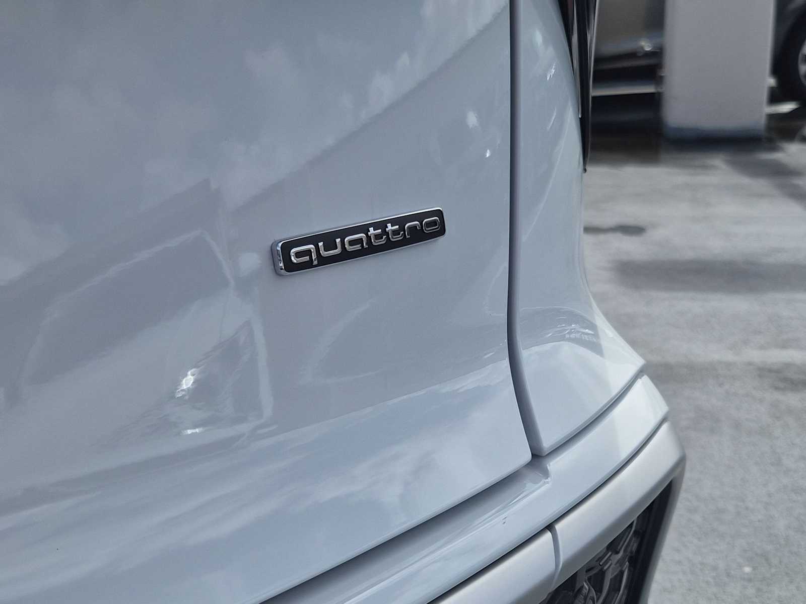 Thumbnail: 2026 Audi Q3 - 11