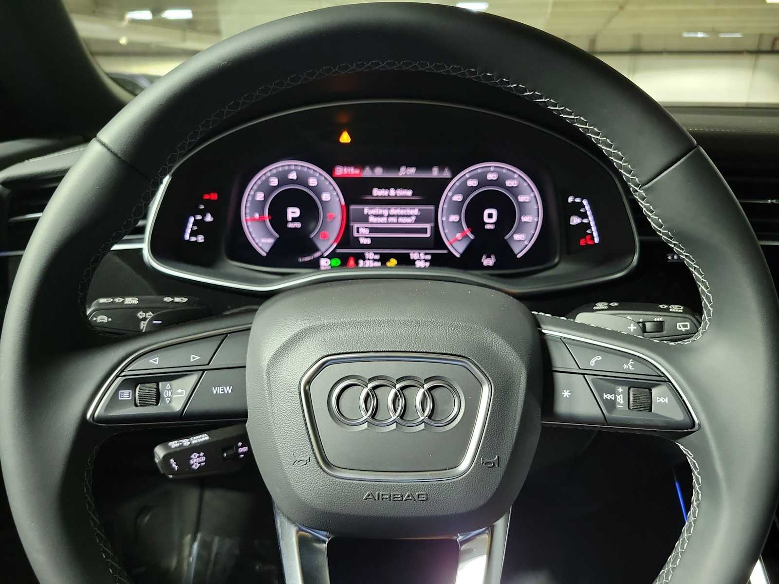 Thumbnail: 2026 Audi Q8 - 21