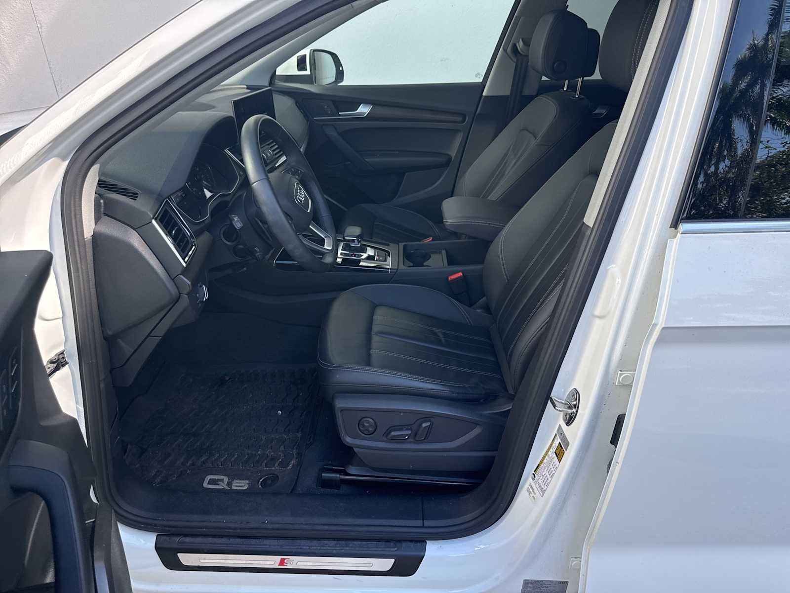 Thumbnail: 2023 Audi Q5 - 5