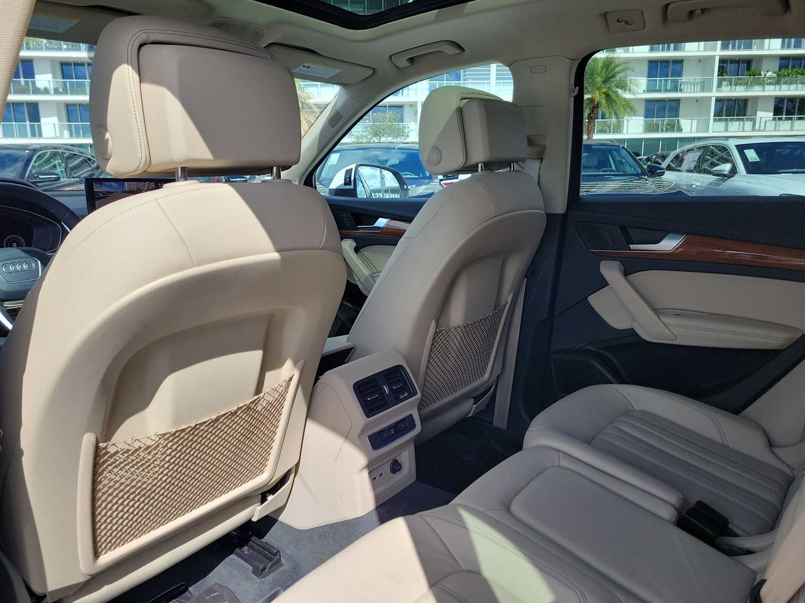 Thumbnail: 2023 Audi Q5 - 17