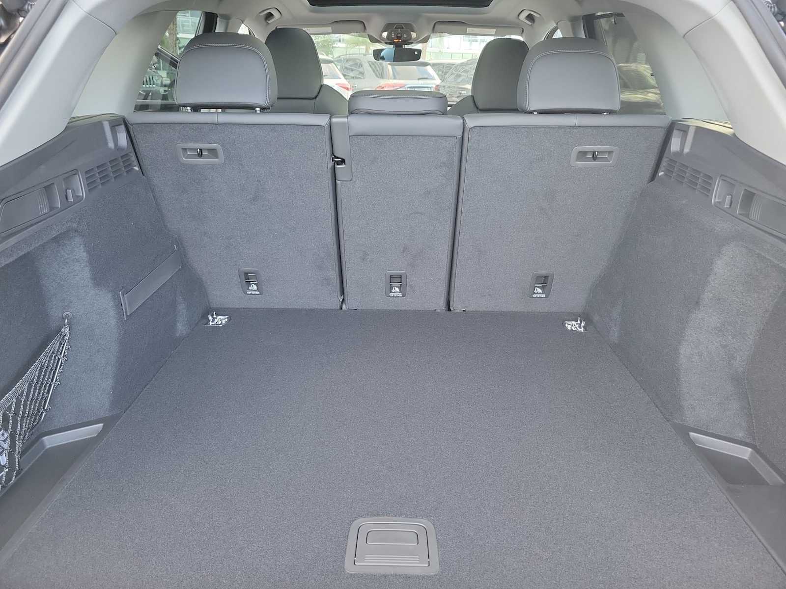 Thumbnail: 2025 Audi Q5 - 26