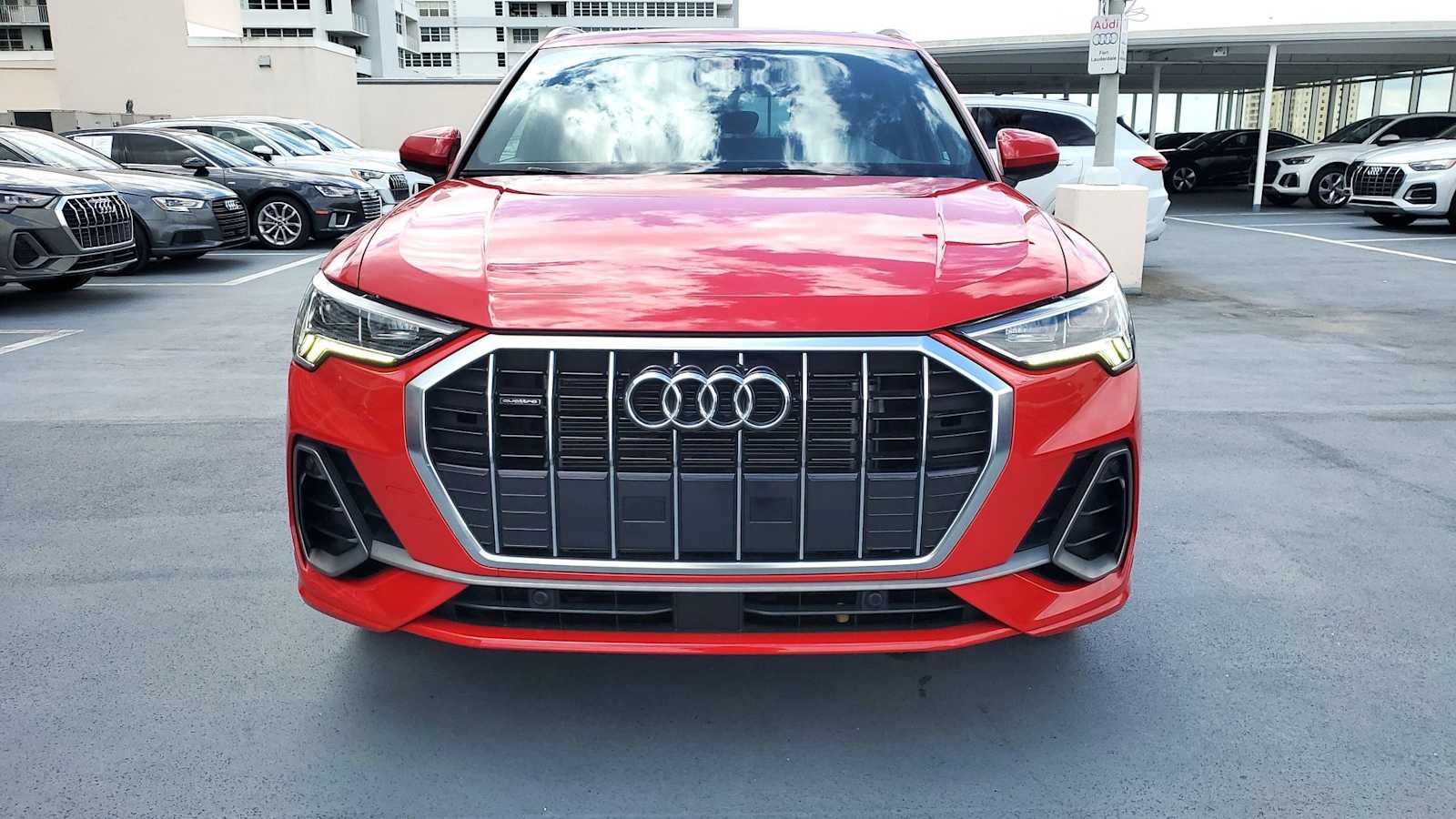 Thumbnail: 2023 Audi Q3 - 9