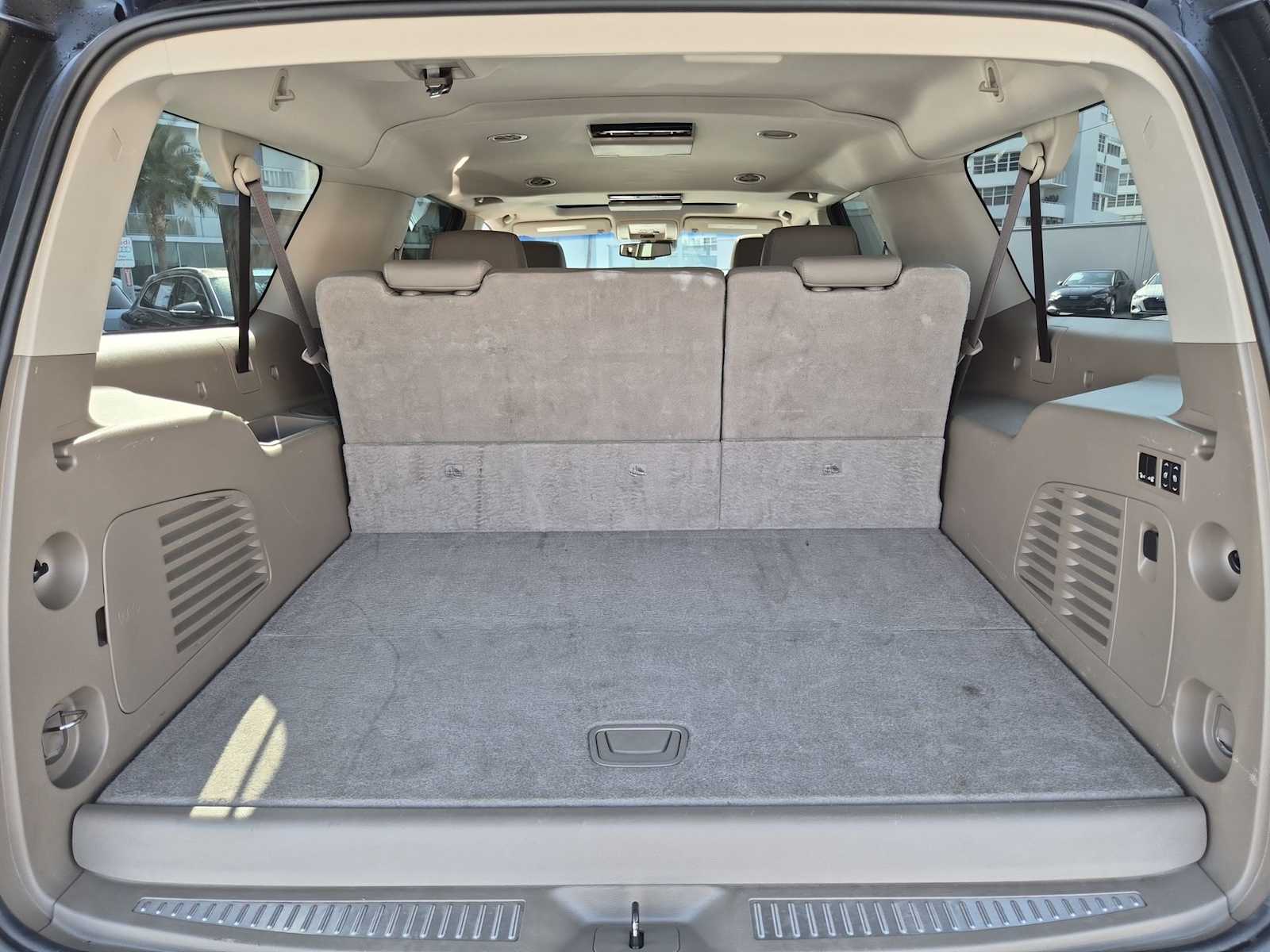 Thumbnail: 2019 GMC Yukon XL - 27