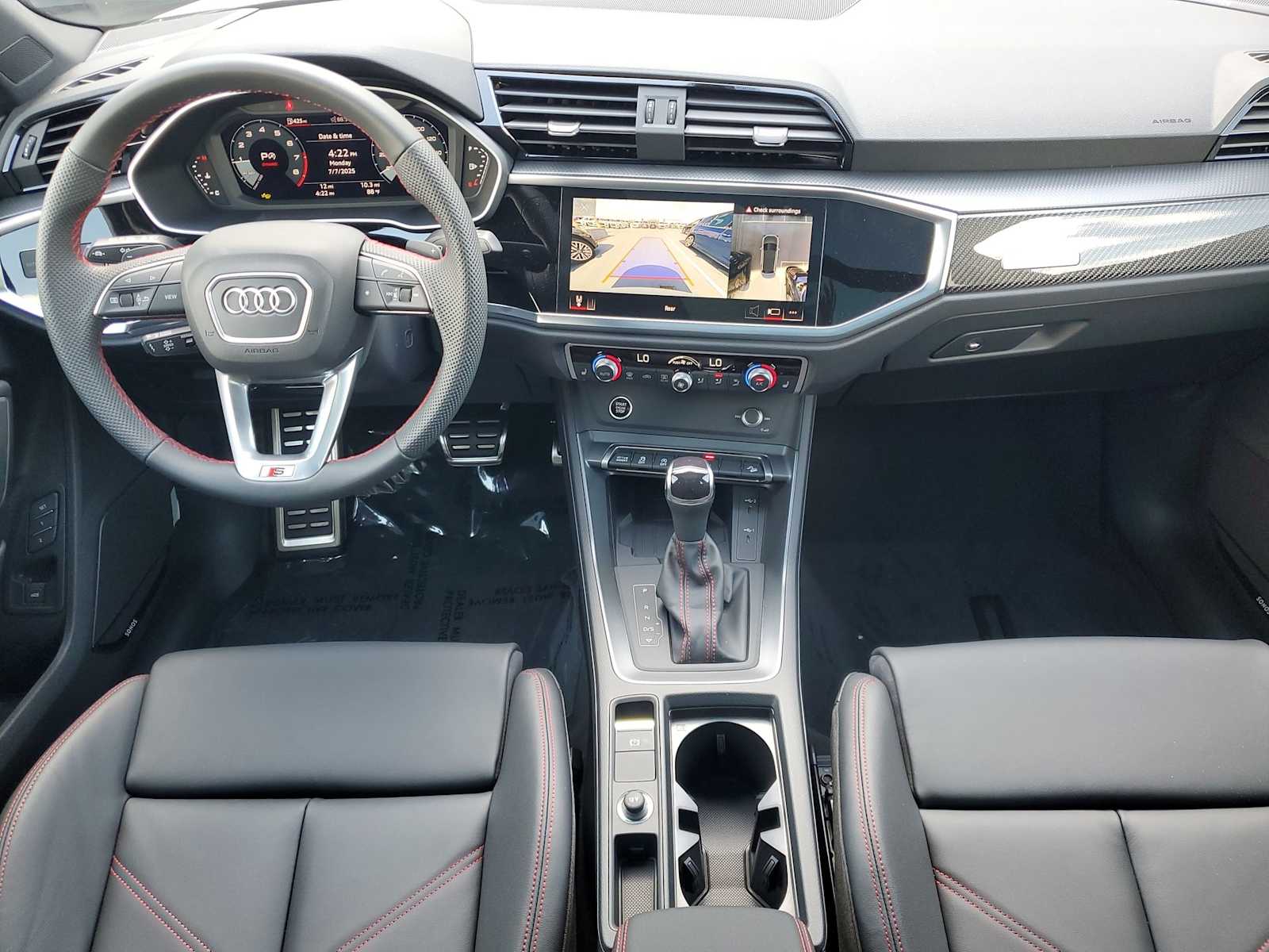 Thumbnail: 2025 Audi Q3 - 11