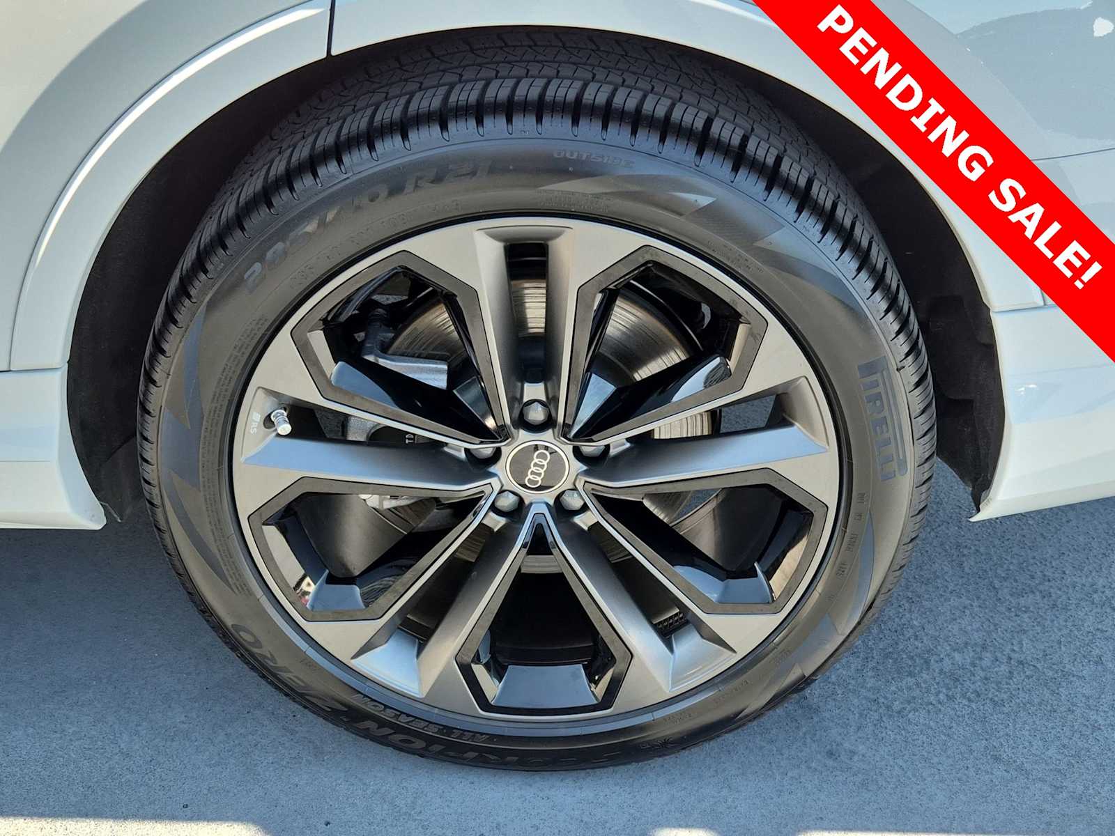 Thumbnail: 2025 Audi Q7 - 12