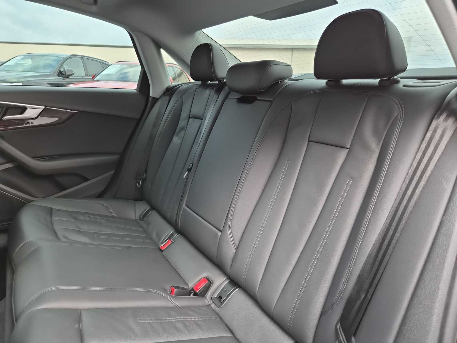 Thumbnail: 2019 Audi A4 - 19