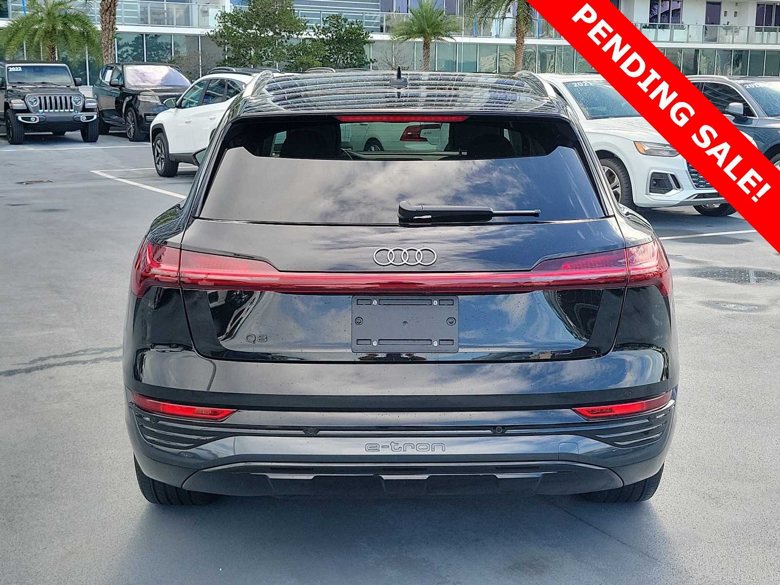 Thumbnail: 2024 Audi Q8 e-tron - 4