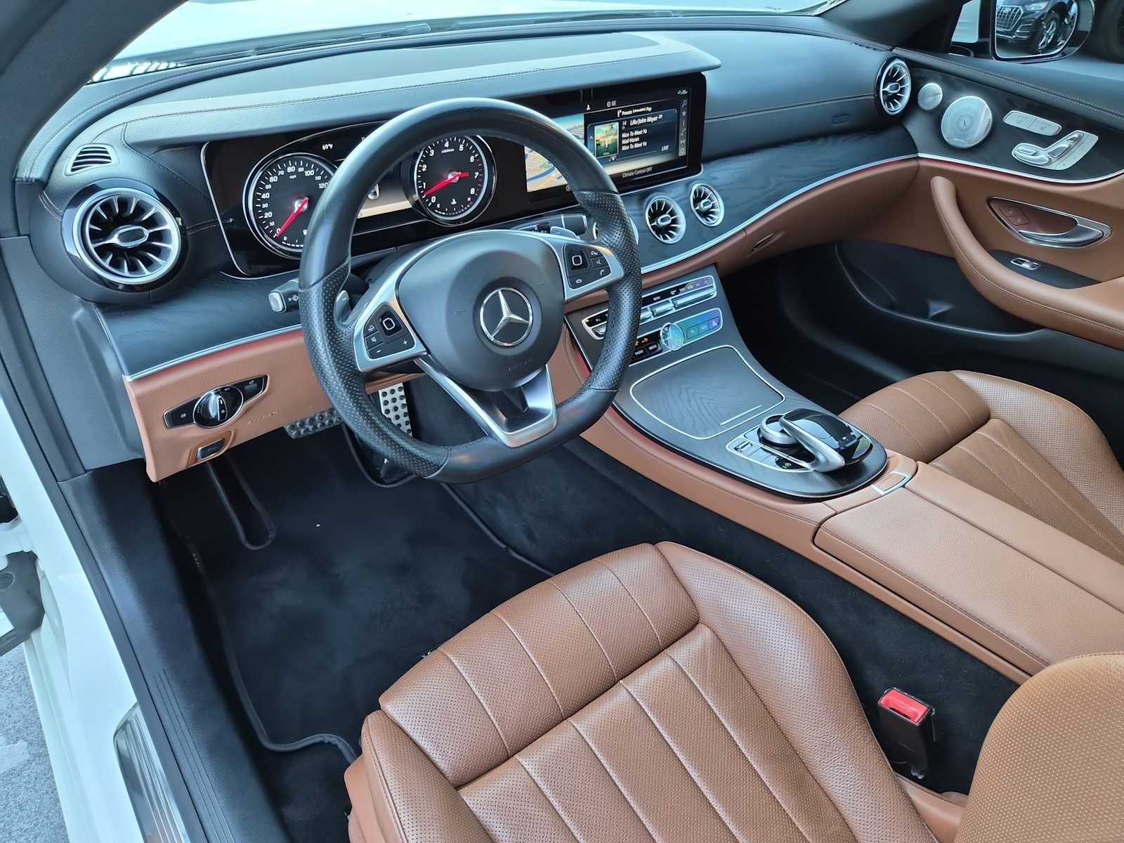 Thumbnail: 2018 Mercedes-Benz E-Class - 2