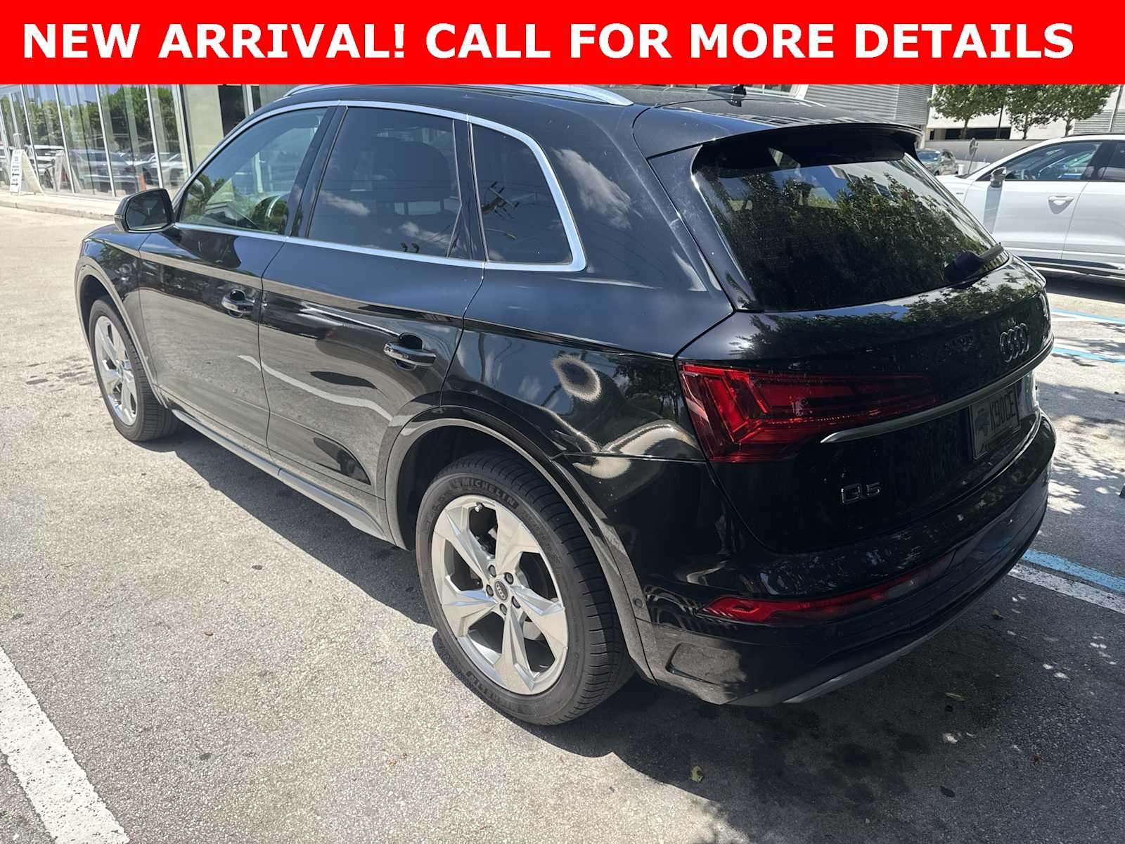 Thumbnail: 2021 Audi Q5 - 4