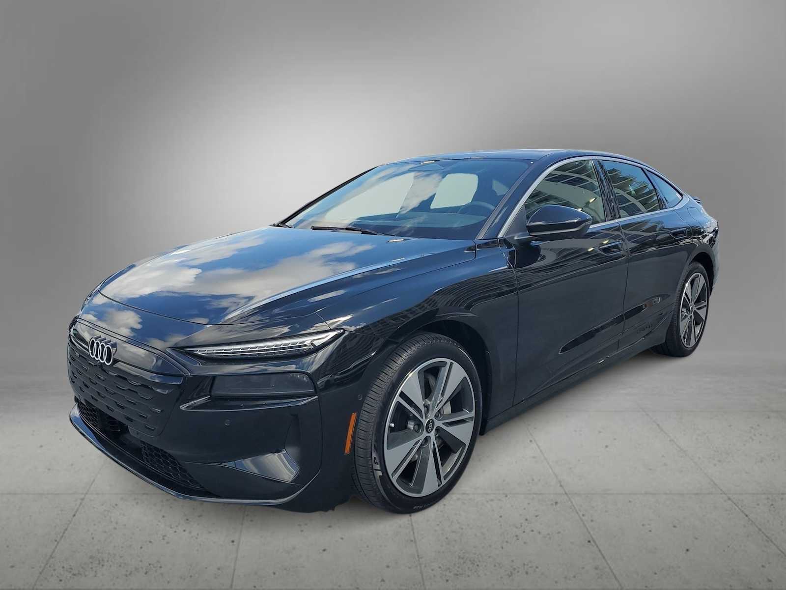 2025 Audi e-tron Premium -
                  Fort Lauderdale, FL