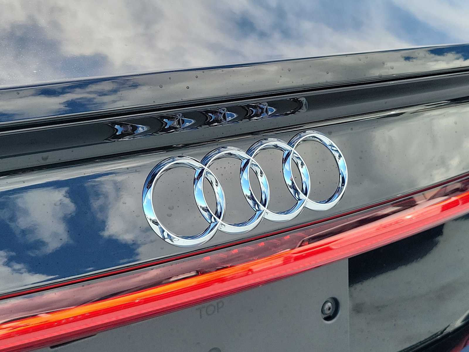 Thumbnail: 2026 Audi RS 7 - 10