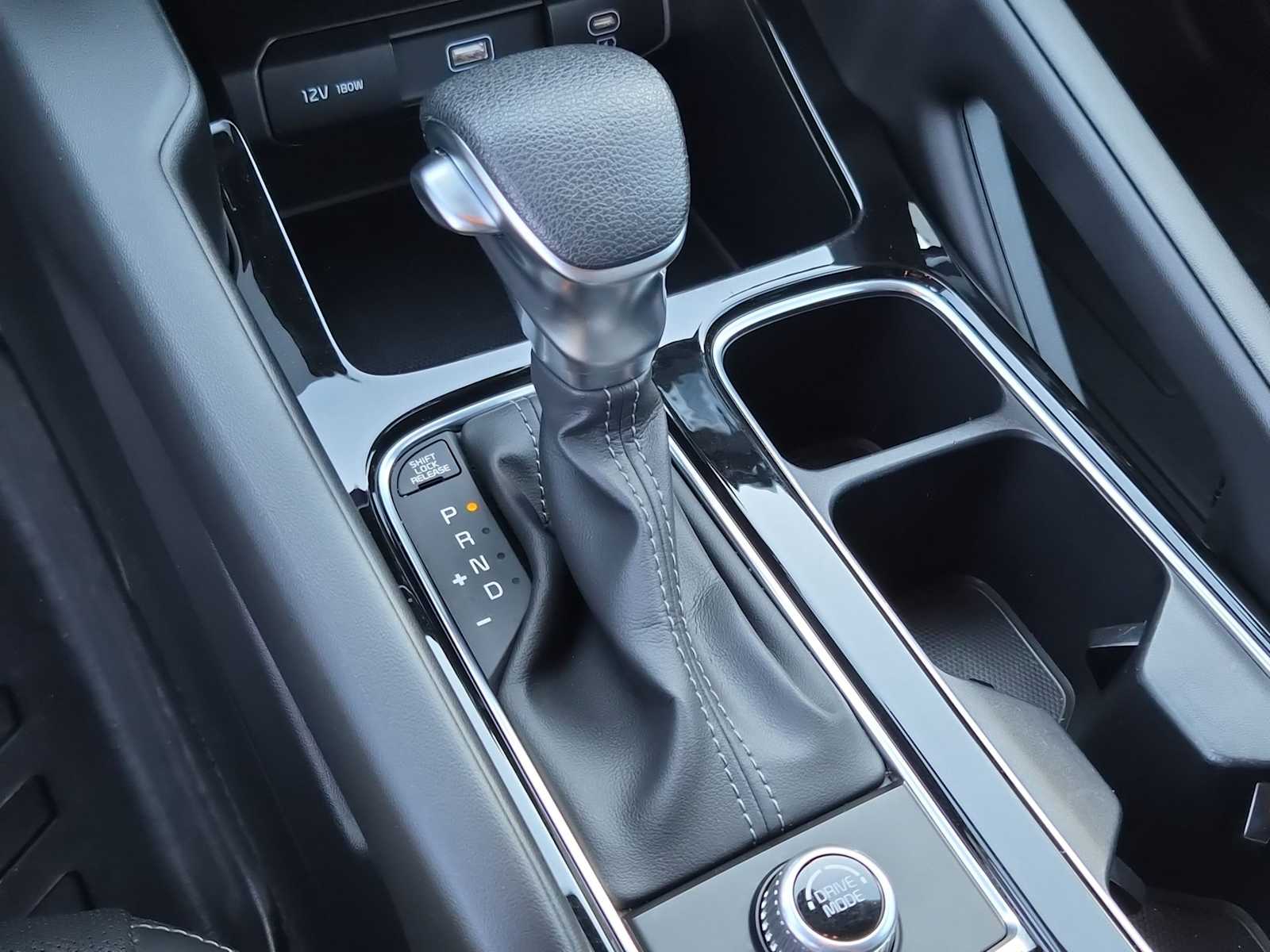 Thumbnail: 2023 Kia Telluride - 23