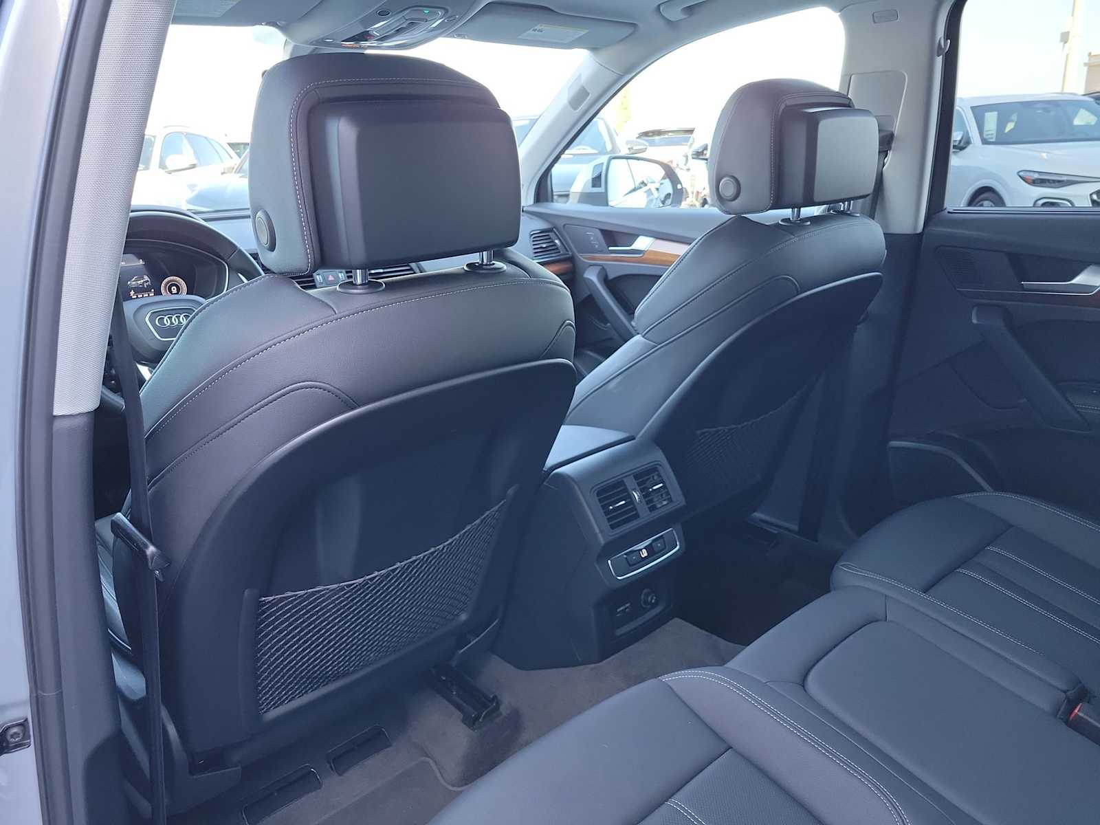 Thumbnail: 2021 Audi Q5 - 18