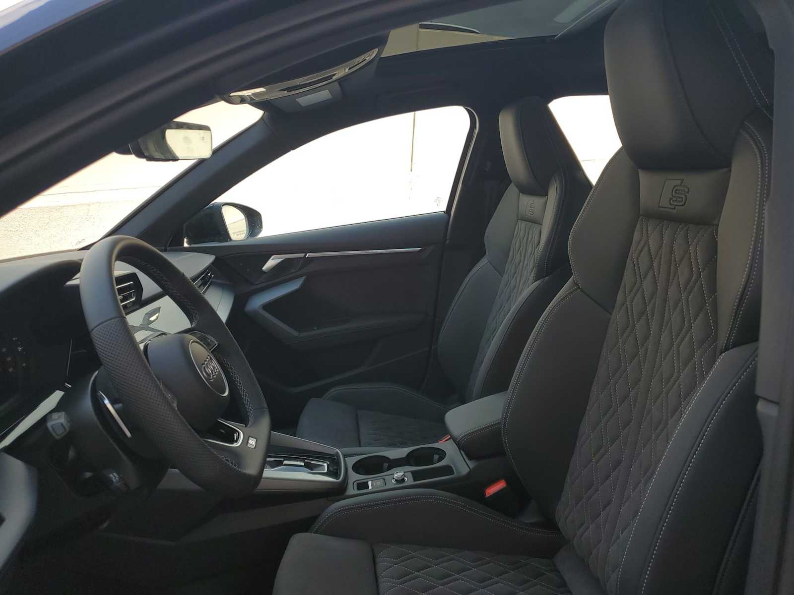 Thumbnail: 2025 Audi S3 - 12