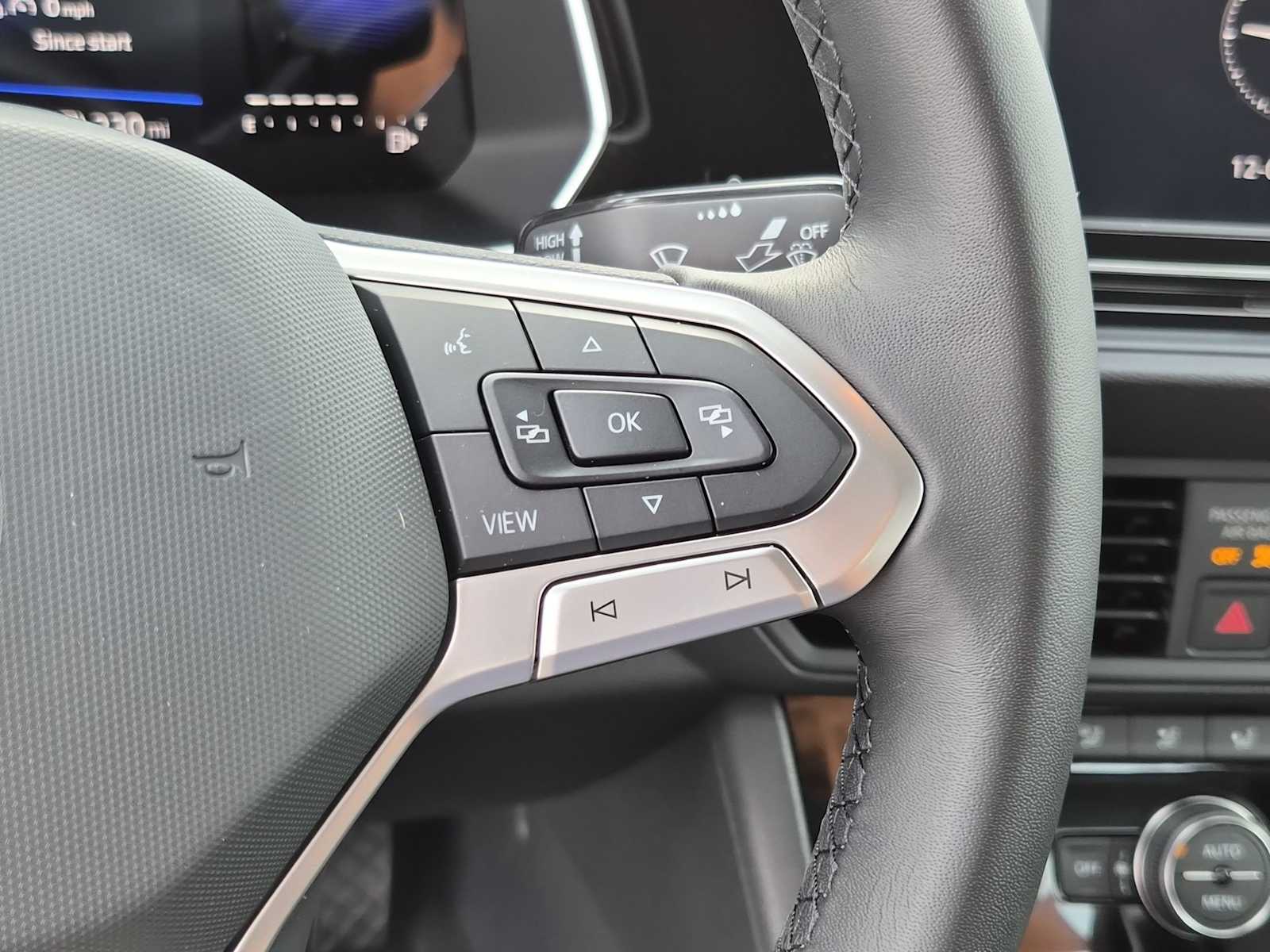 Thumbnail: 2023 Volkswagen Jetta - 21