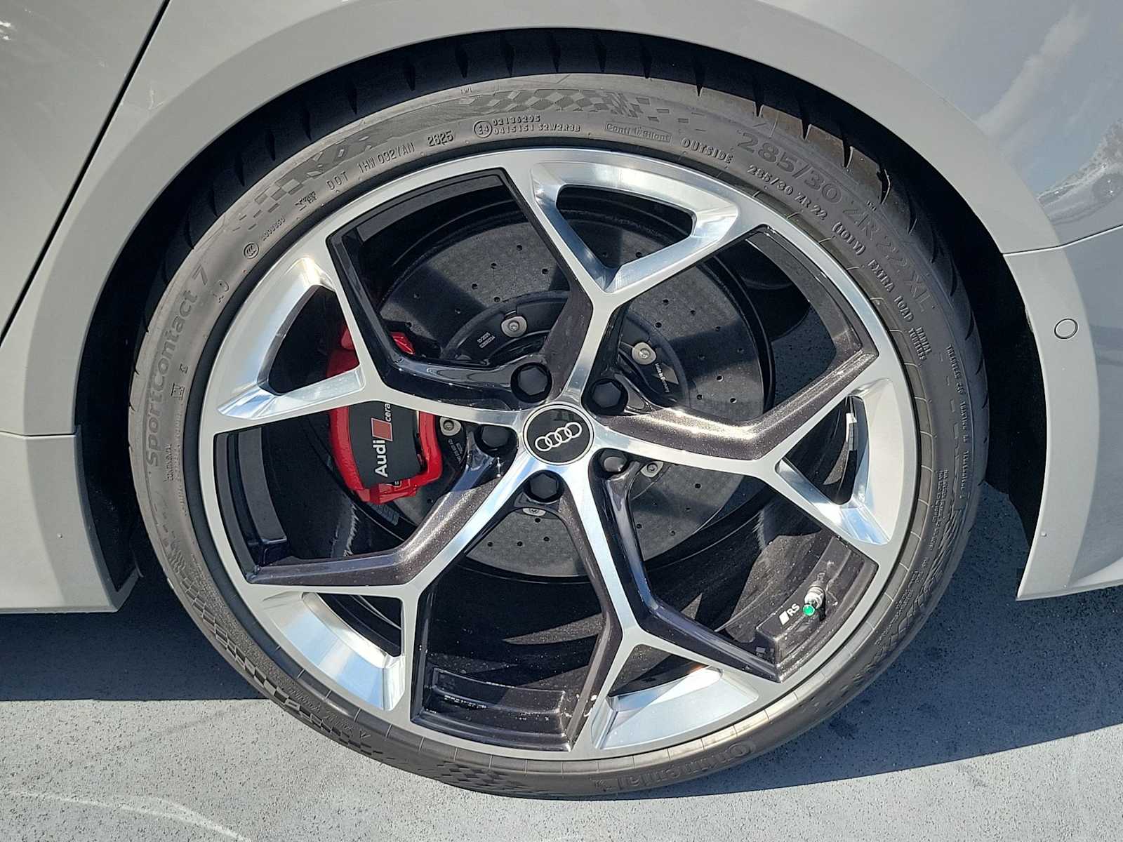 Thumbnail: 2026 Audi RS 7 - 12