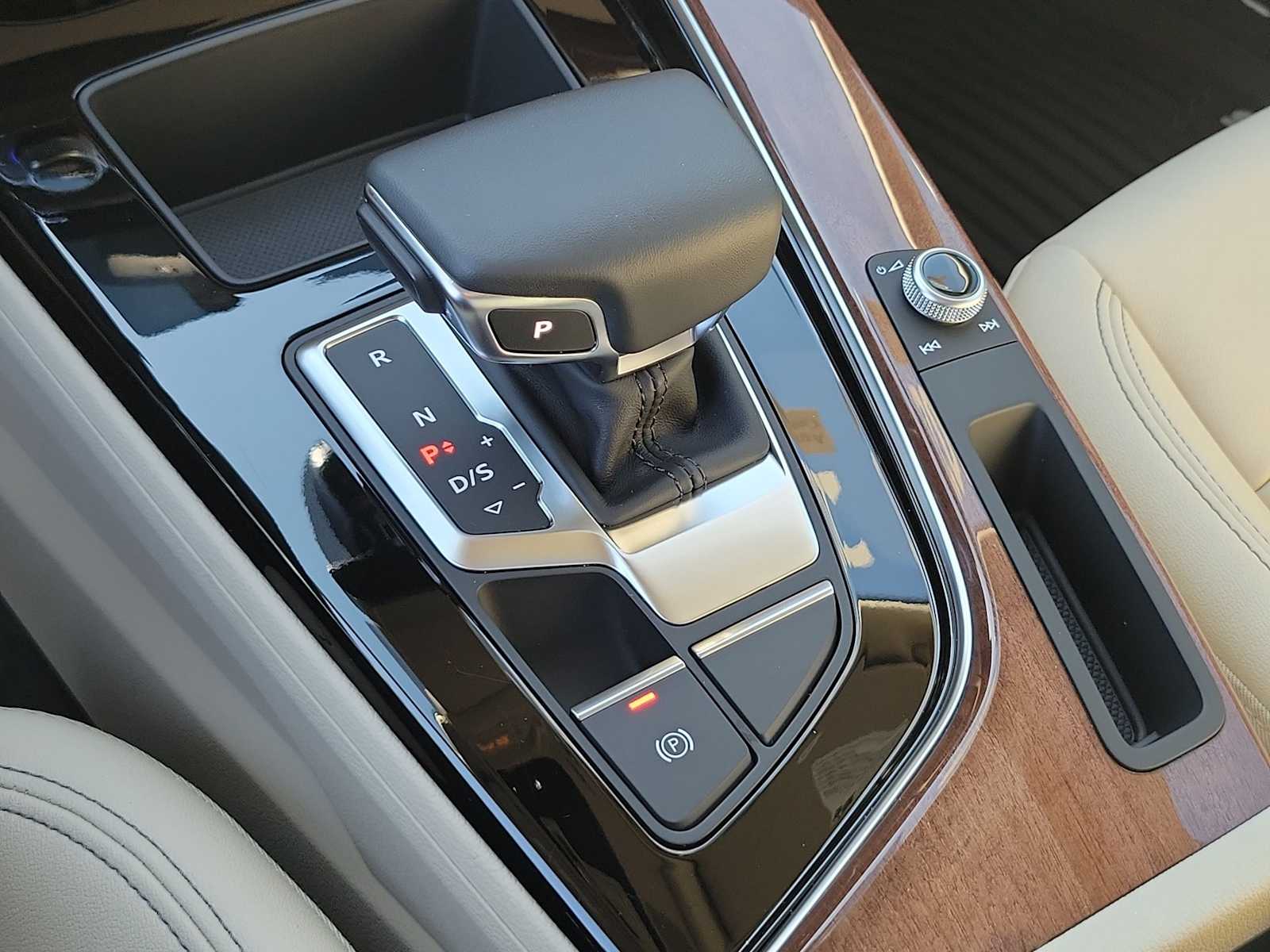 Thumbnail: 2022 Audi A5 - 25
