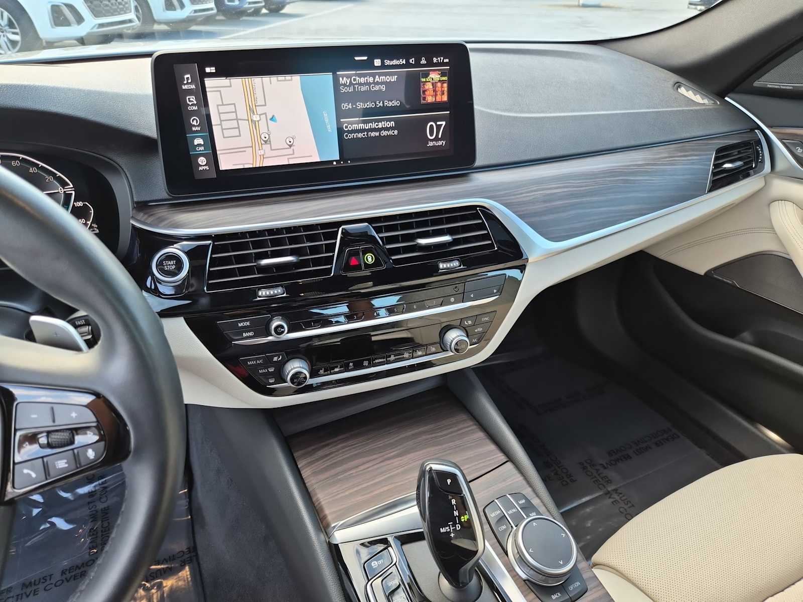 Thumbnail: 2021 BMW 5 Series - 23