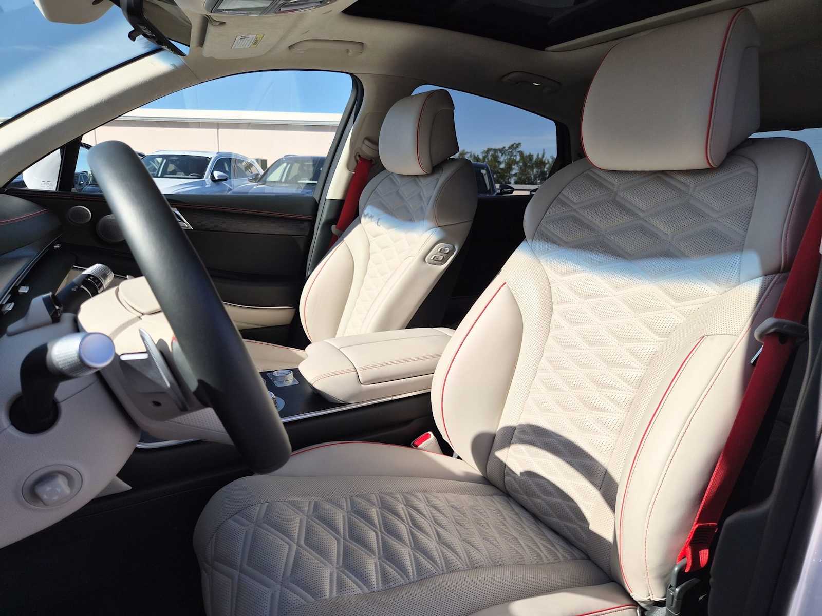 Thumbnail: 2025 Genesis GV80 - 15