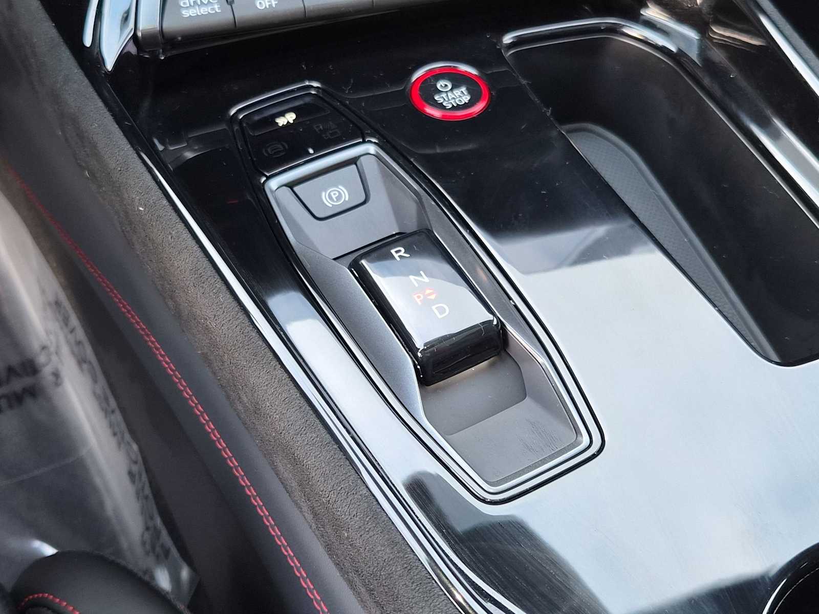 Thumbnail: 2026 Audi RS e-tron GT - 24