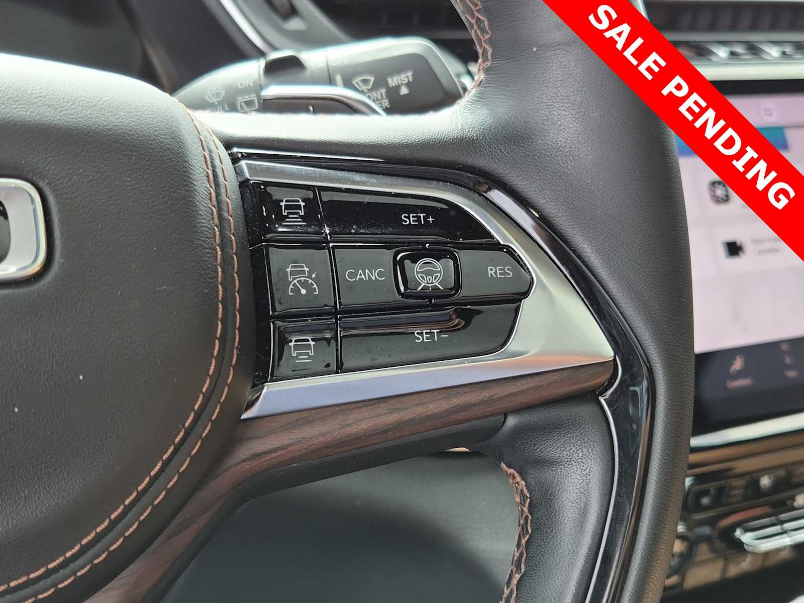 Thumbnail: 2022 Jeep Grand Cherokee - 22