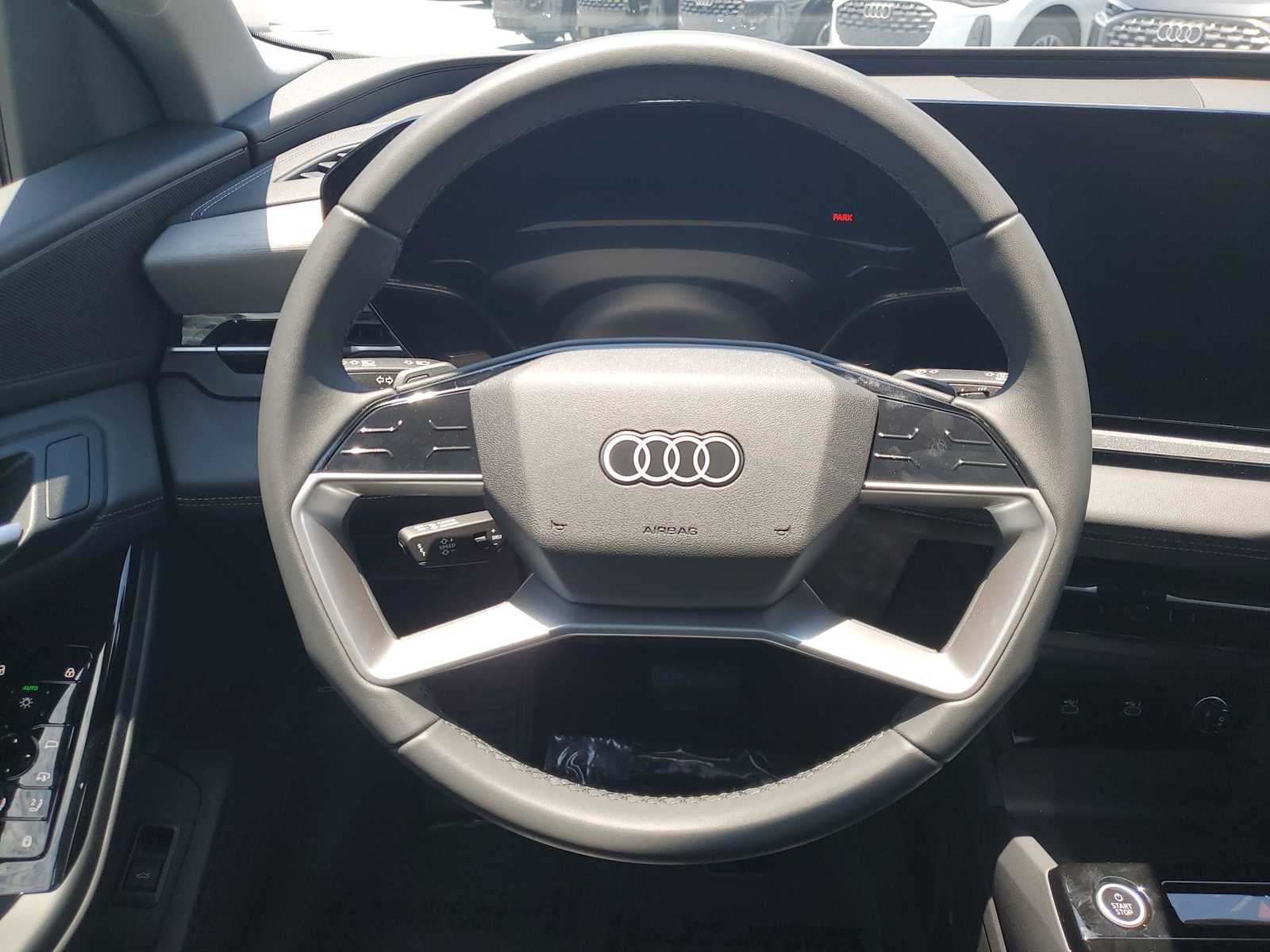 Thumbnail: 2025 Audi Q6 e-tron - 16