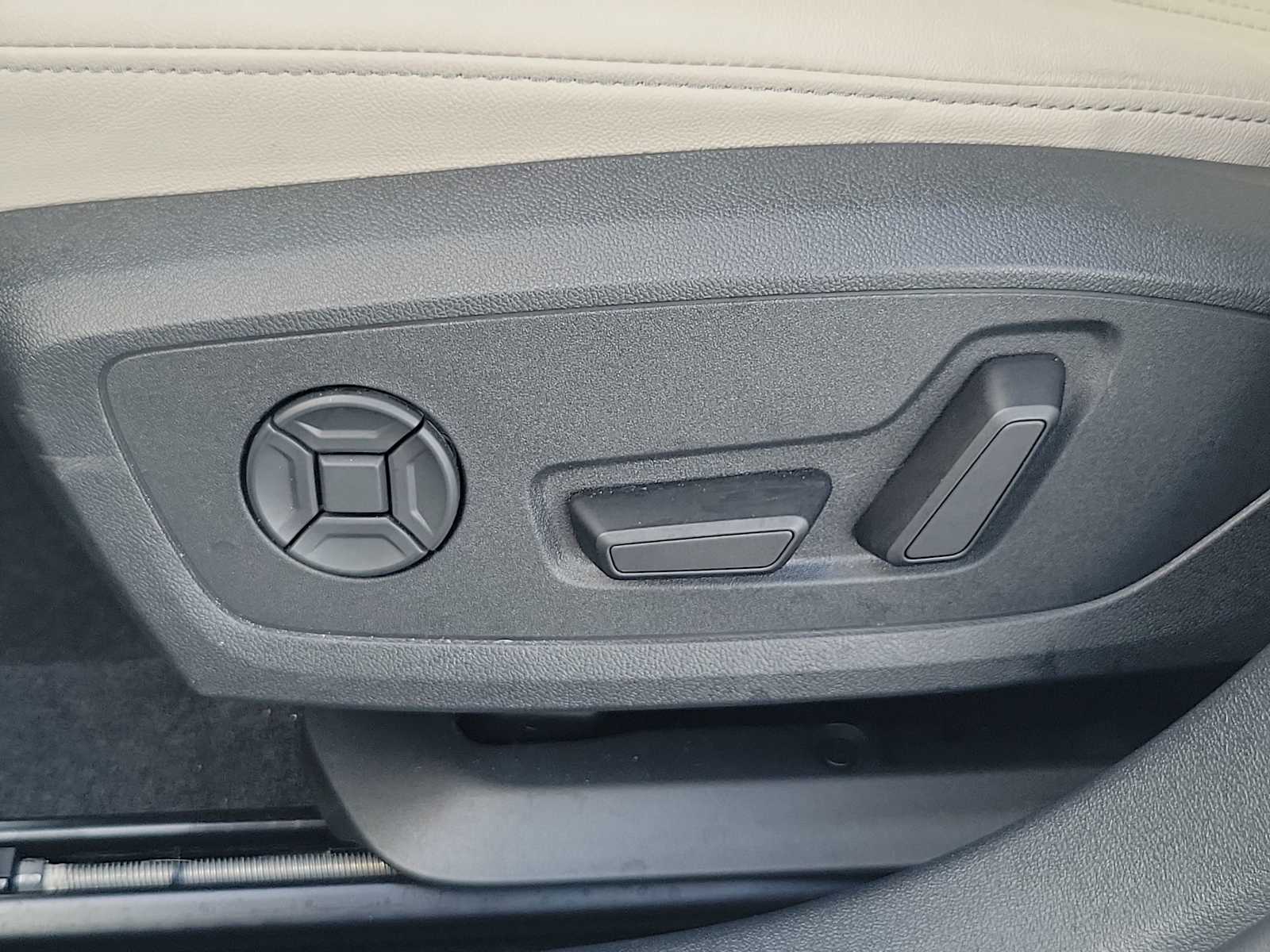 Thumbnail: 2025 Audi A3 - 16