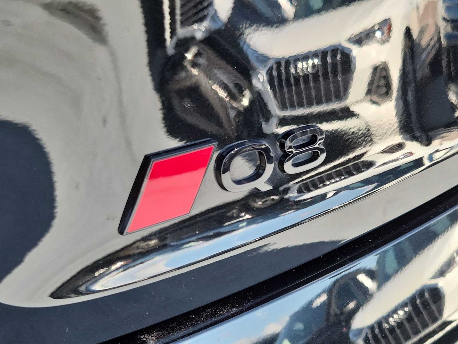 Thumbnail: 2024 Audi Q8 e-tron - 11