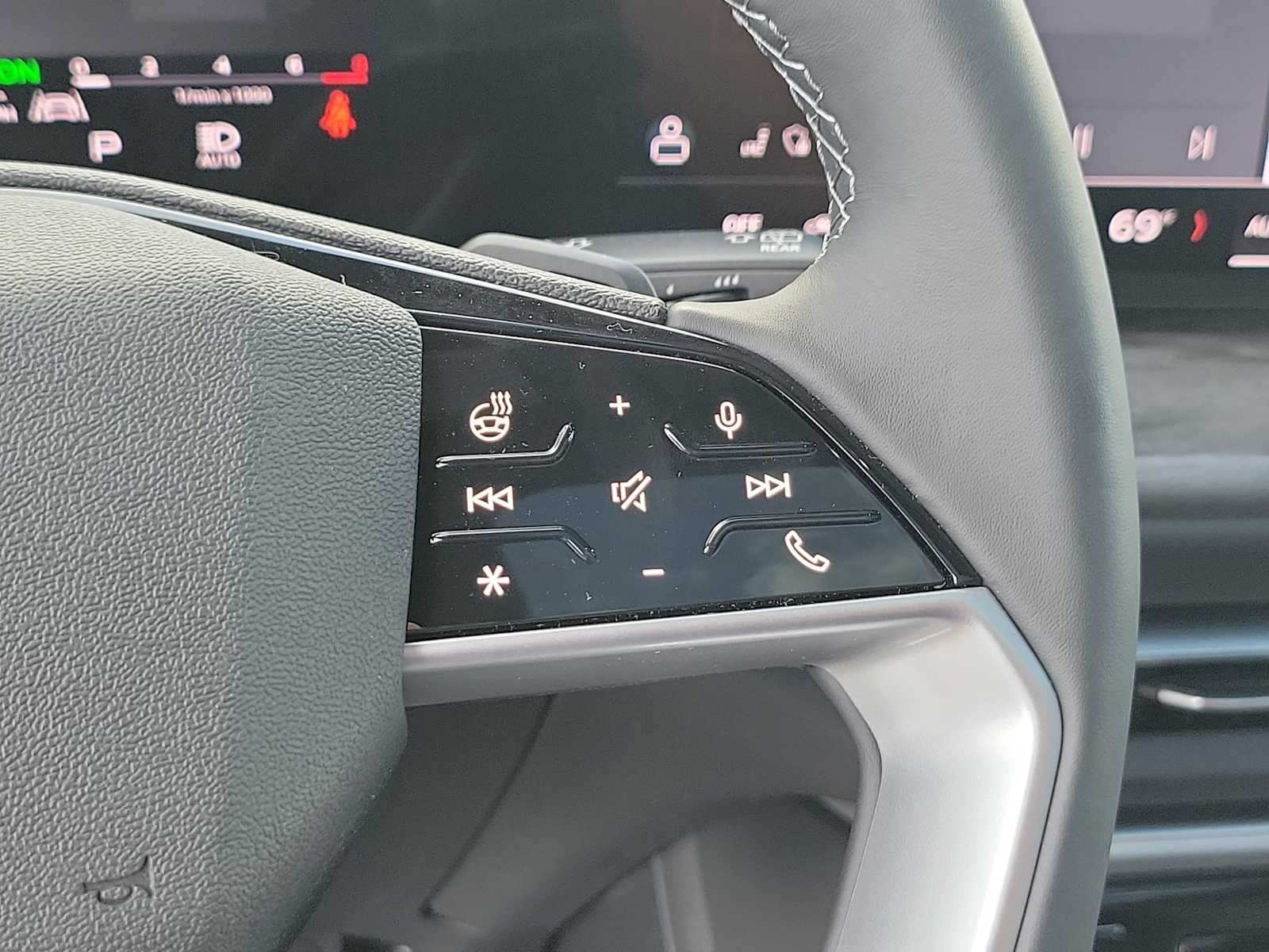 Thumbnail: 2025 Audi Q5 - 22