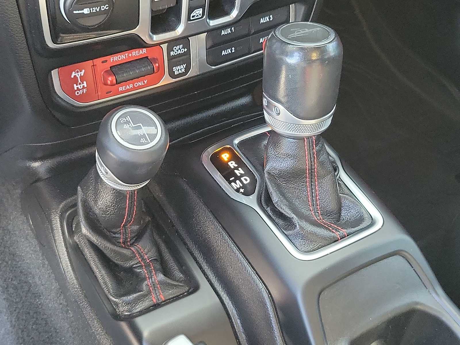 Thumbnail: 2020 Jeep Gladiator - 24