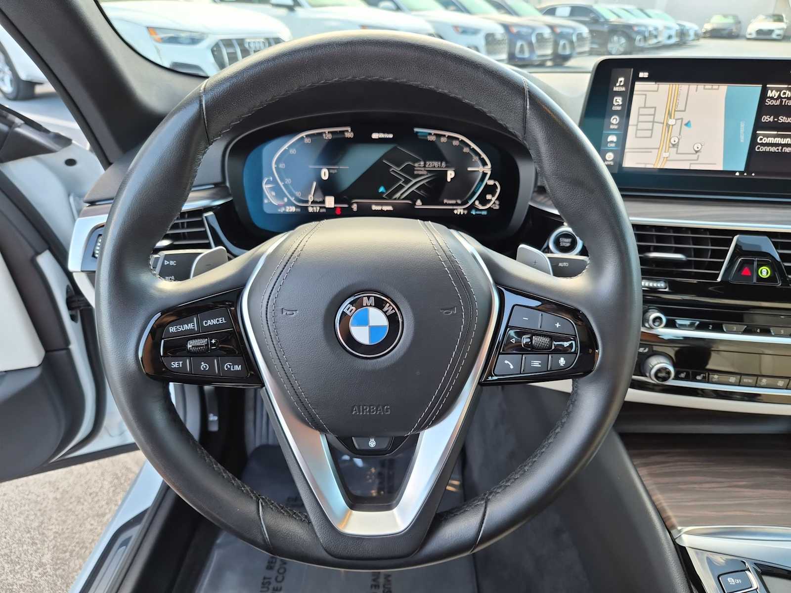 Thumbnail: 2021 BMW 5 Series - 20