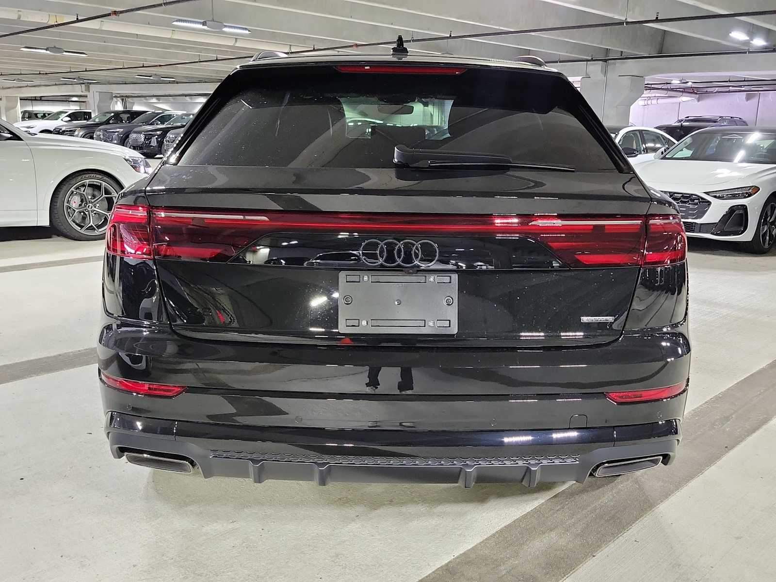Thumbnail: 2026 Audi Q8 - 5