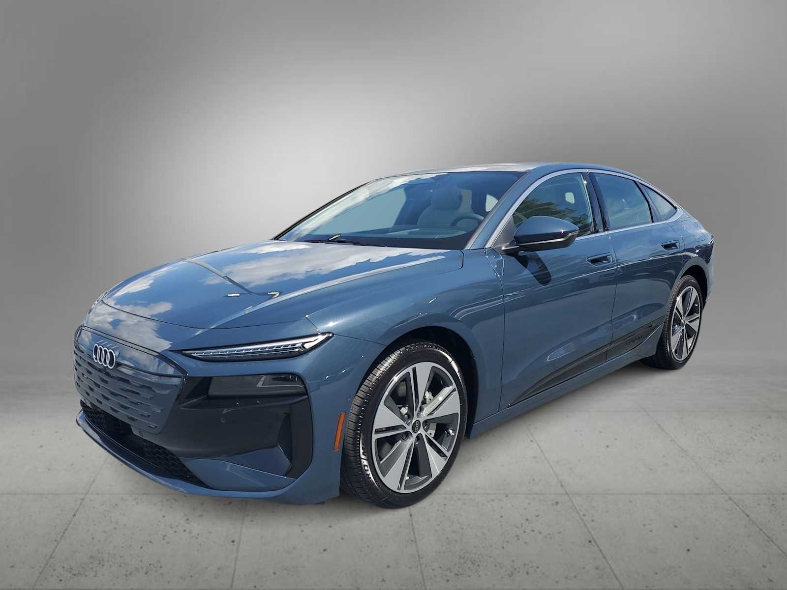 2025 Audi e-tron Premium -
                  Fort Lauderdale, FL