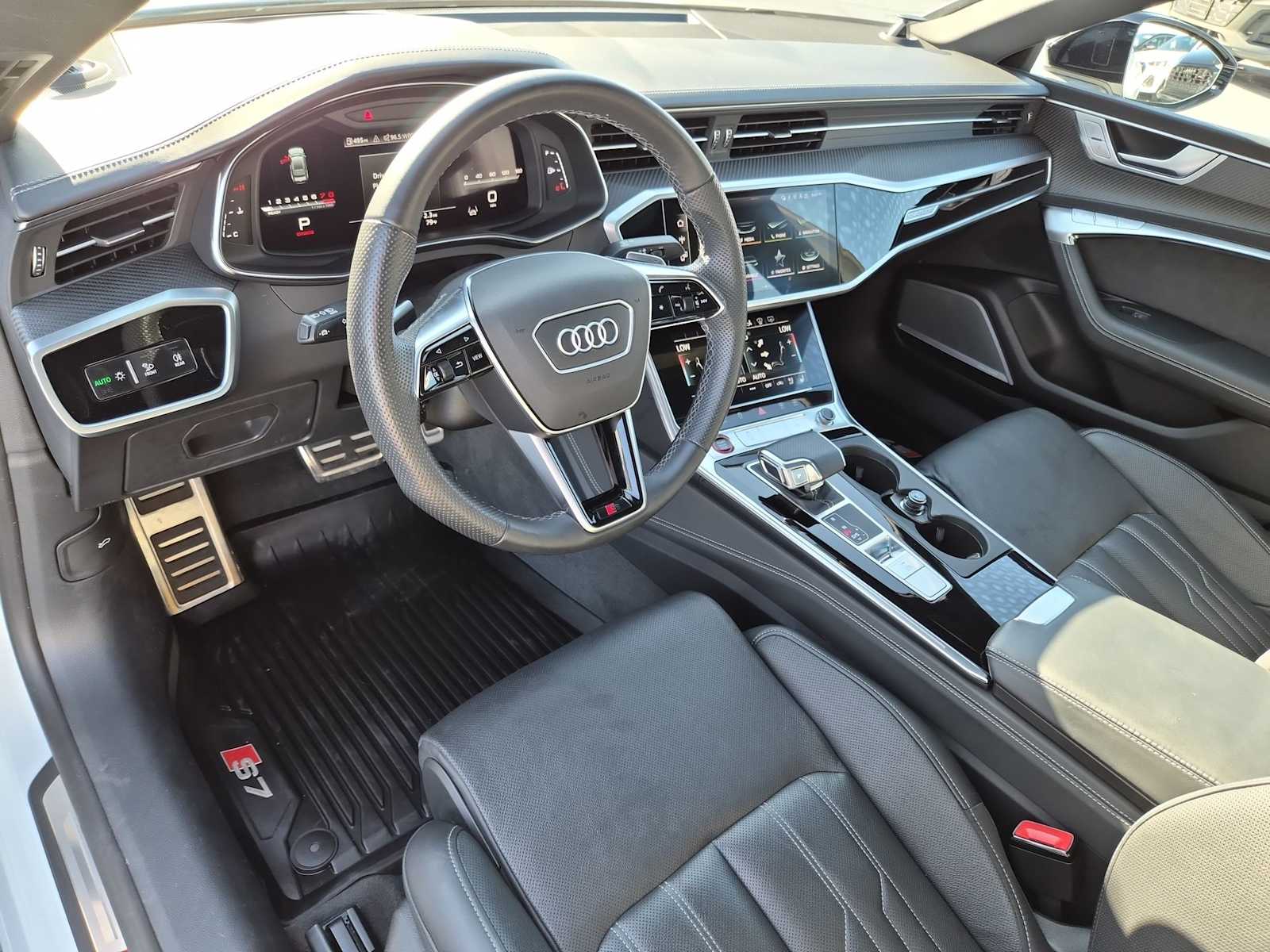 Thumbnail: 2022 Audi S7 - 2