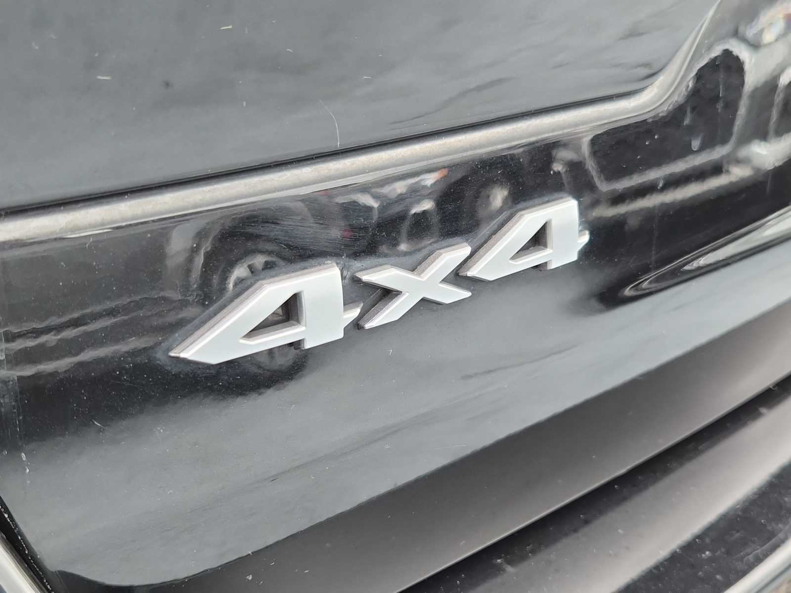 Thumbnail: 2022 Jeep Grand Cherokee - 10